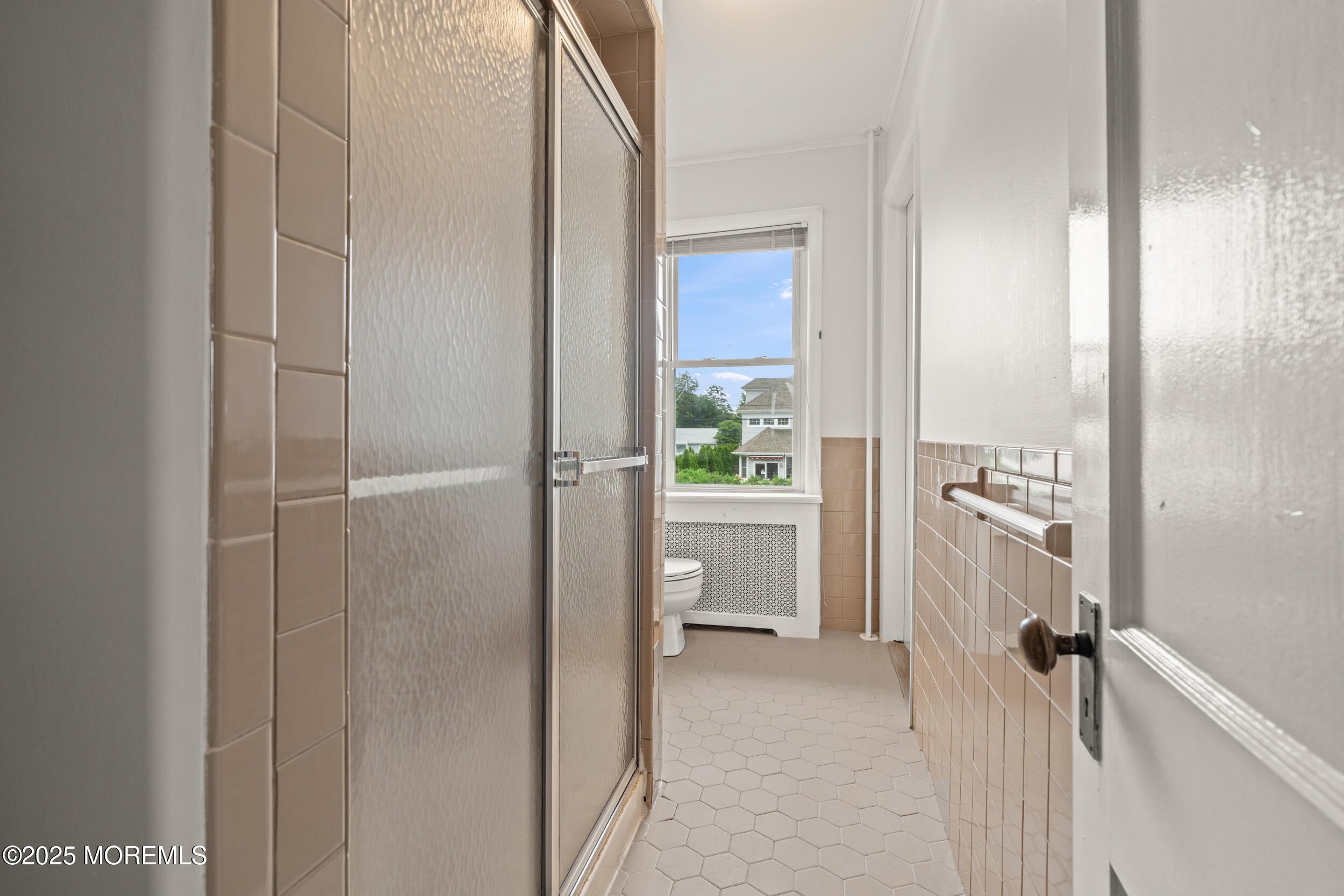 Allenhurst, New Jersey, 07711, United States, 6 Bedrooms Bedrooms, ,4 BathroomsBathrooms,Residential,For Sale,1973765