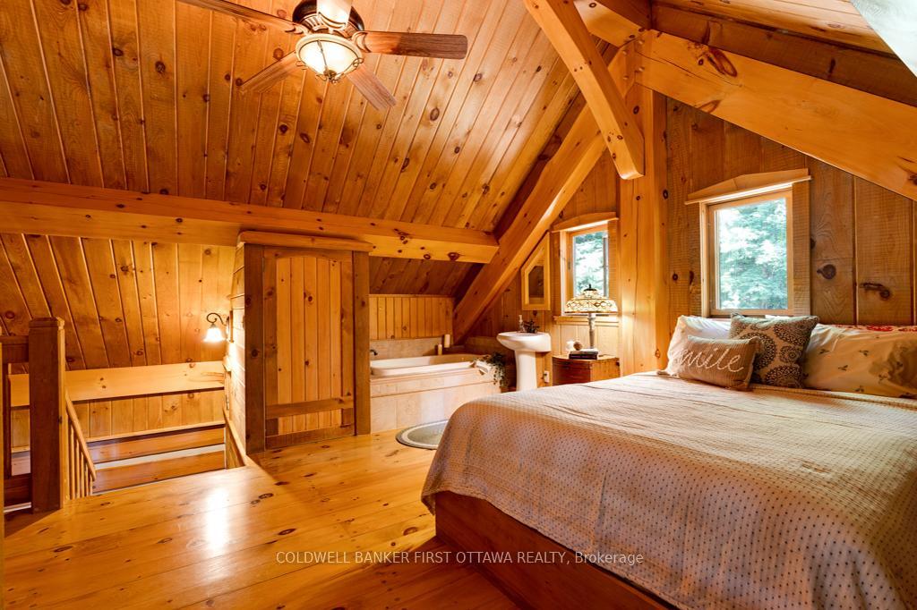 FRONTENAC, Ontario, K0H 2J0, CA, 3 Bedrooms Bedrooms, ,Residential,For Sale,1903665