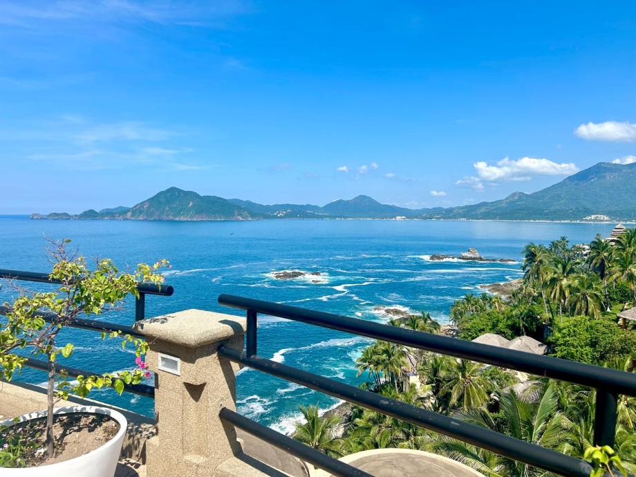 Manzanillo, Colima, 28867, Mexico, 6 Bedrooms Bedrooms, ,6 BathroomsBathrooms,Residential,For Sale,1939641
