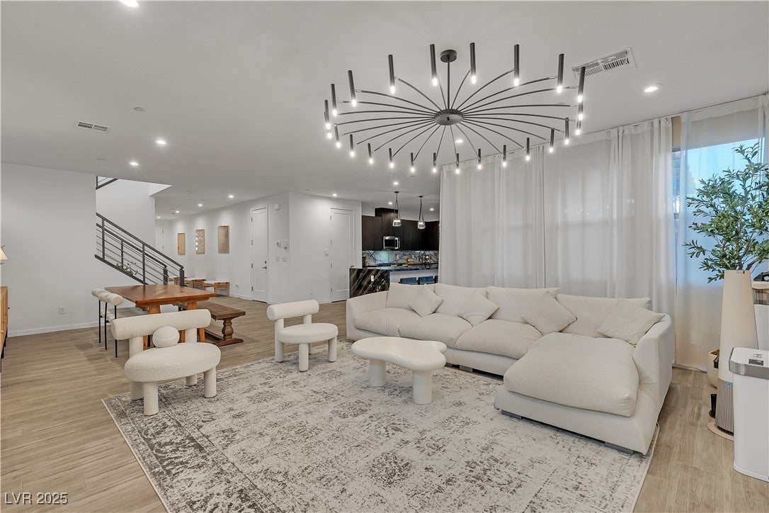 Henderson, Nevada, 89044, United States, 4 Bedrooms Bedrooms, ,2 BathroomsBathrooms,Residential,For Sale,1978774