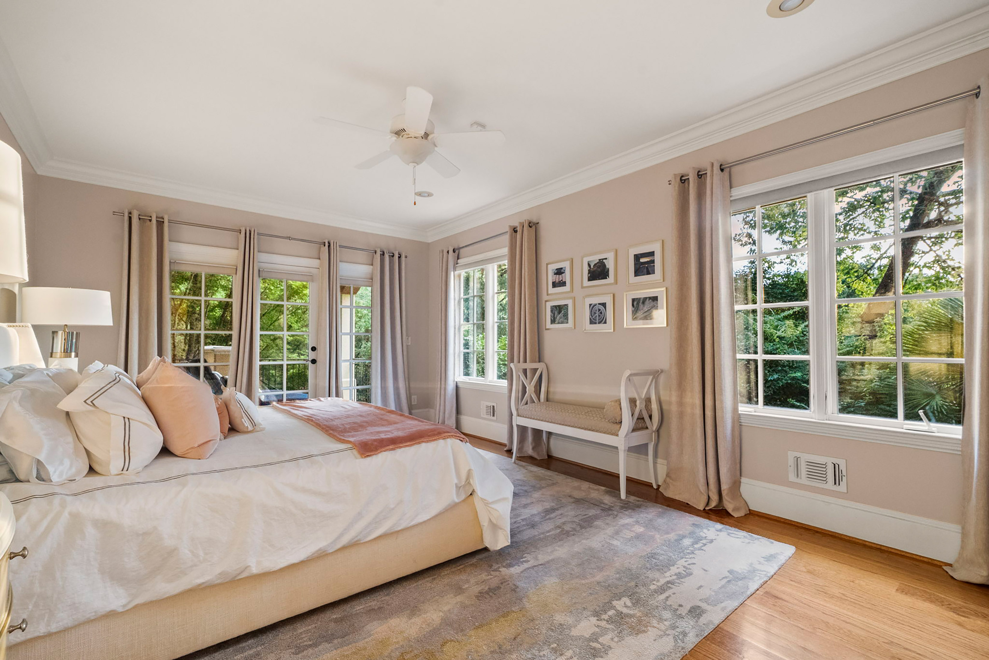  Remarkable Spanish-style Estate on 3.8+/- Private Acres - 物件實景