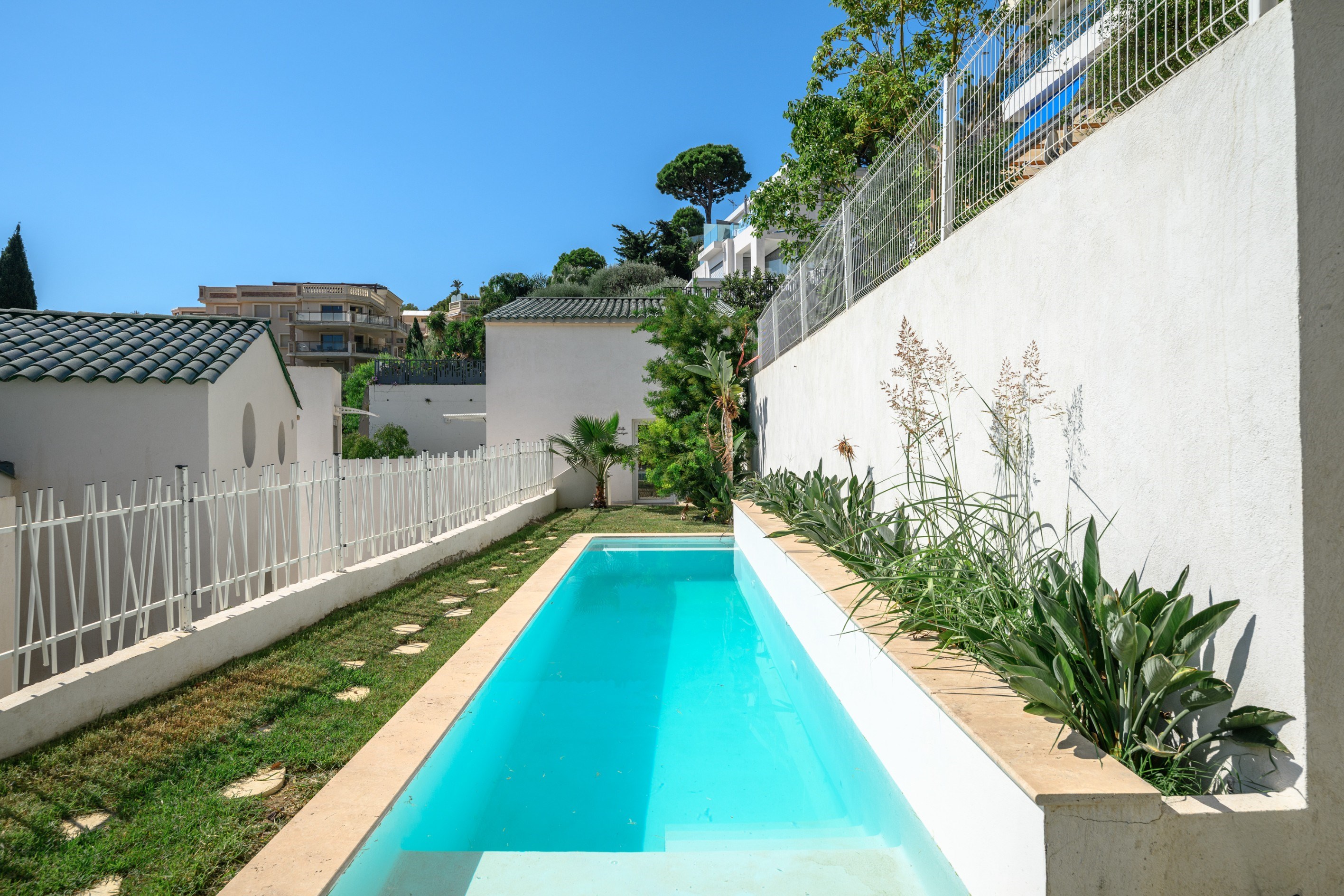  Cap d’Ail Les Salines, new 138 sqm four bedroom villa with pool and sea views - 物件實景