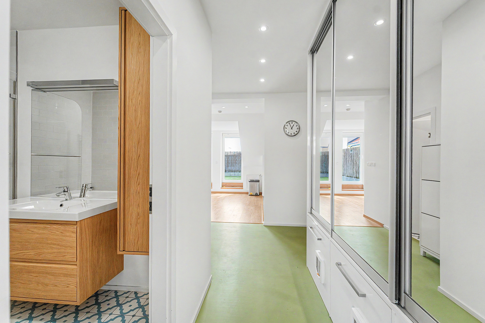  Bright split-level attic apartment with a terrace - 物件實景