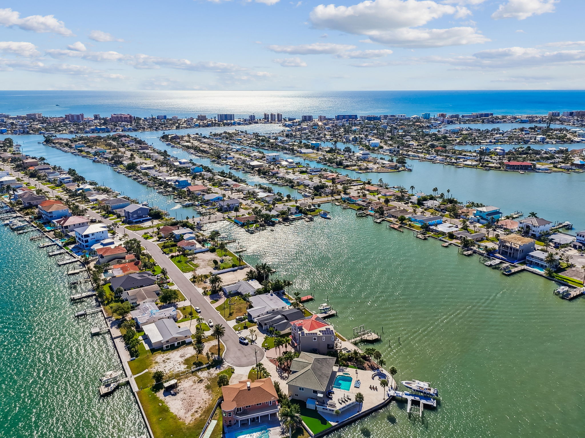 Madeira Beach, Florida, 33708, United States, 6 Bedrooms Bedrooms, ,6 BathroomsBathrooms,Residential,For Sale,1975666