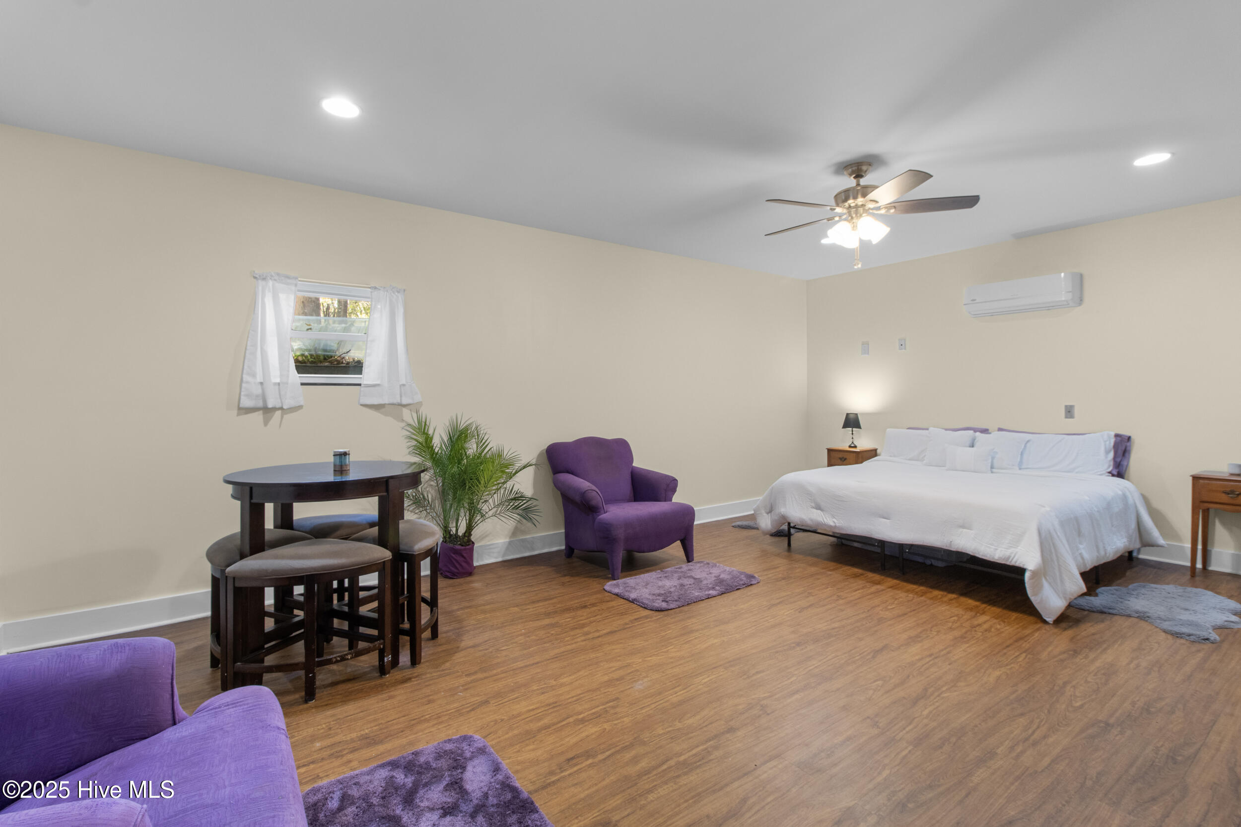 Wilmington, North Carolina, 28411, United States, 3 Bedrooms Bedrooms, ,3 BathroomsBathrooms,Residential,For Sale,1877023