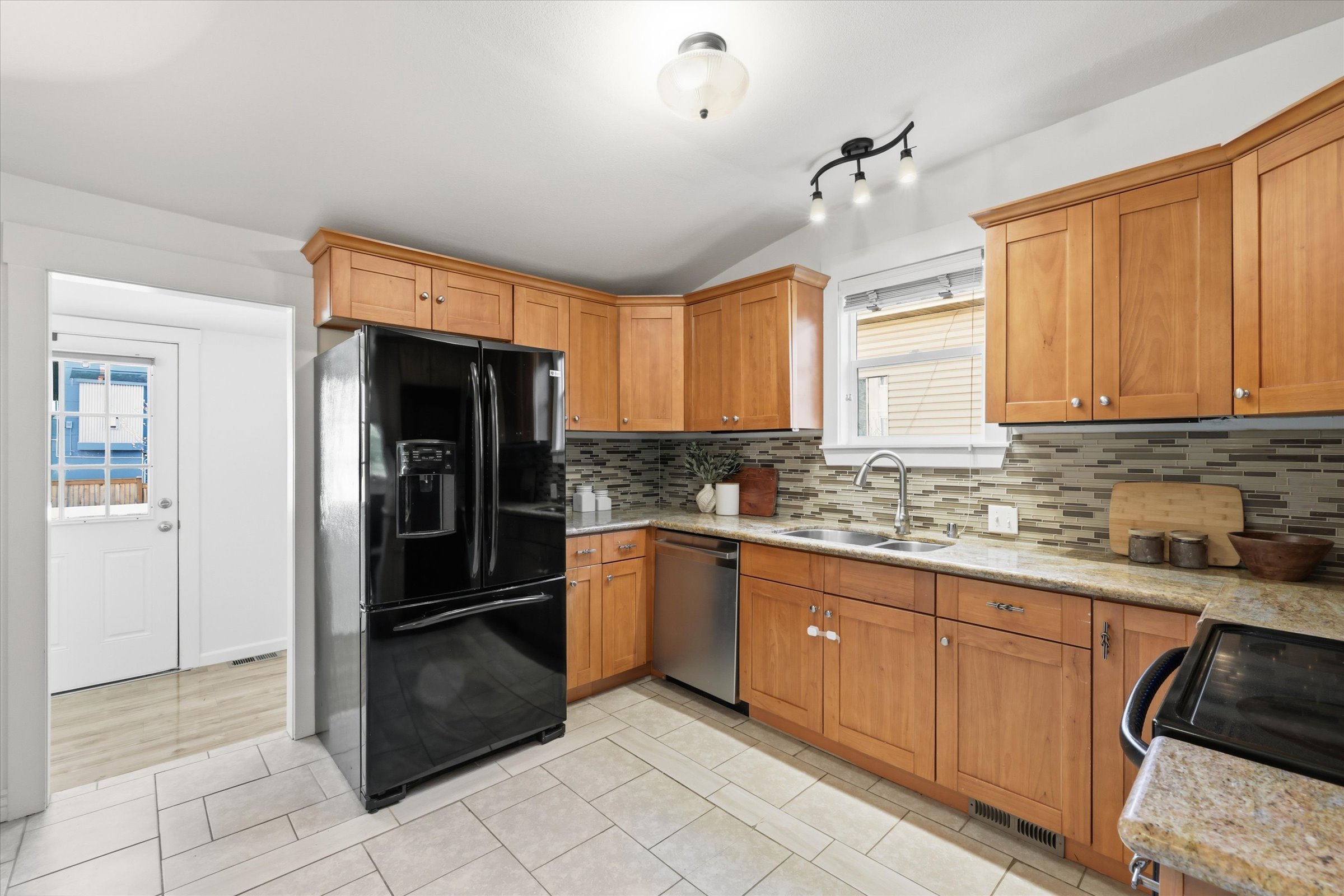  3557 S Hudson St, Seattle, WA 98118 - 物件實景
