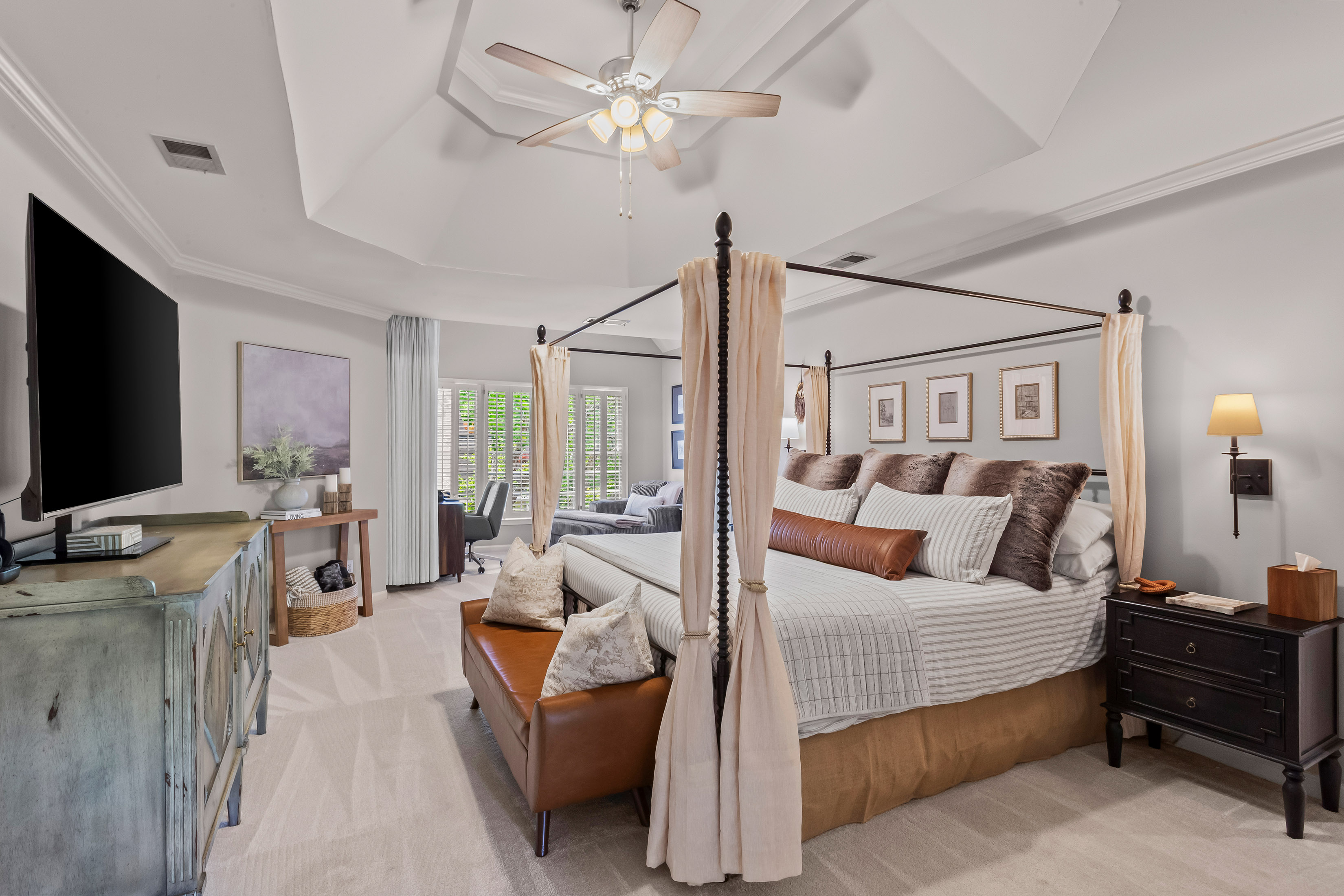  Timeless Elegance in Roswell