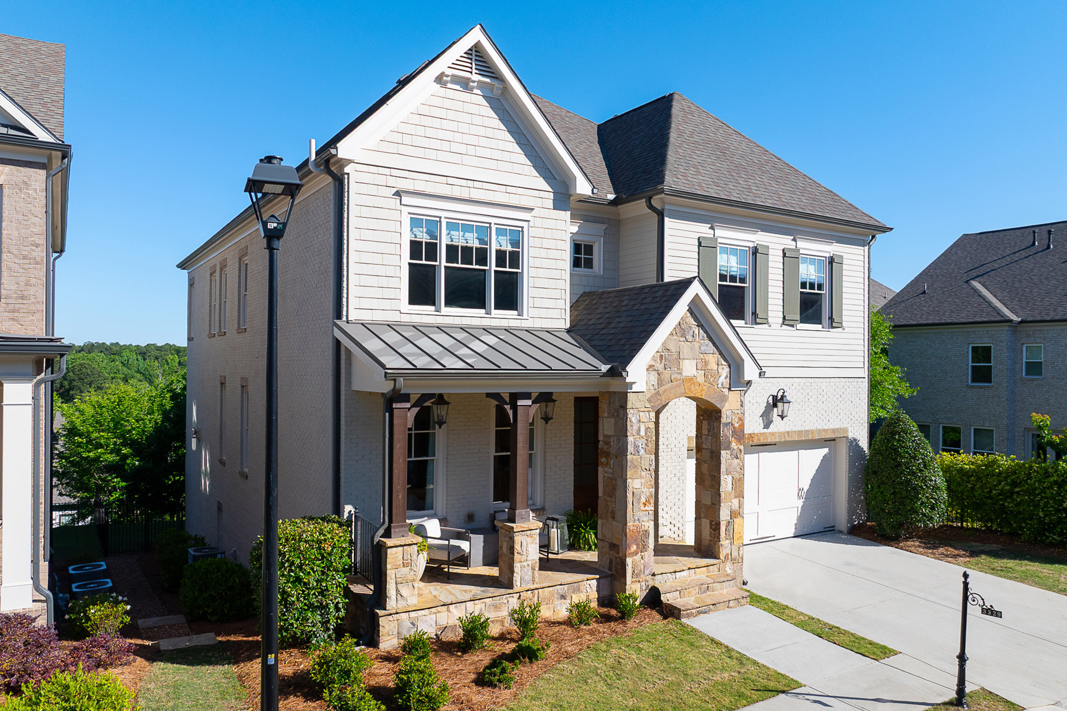  Stunning Designer Transformed Home in Sought-after Gated Vinings Community - 物件實景