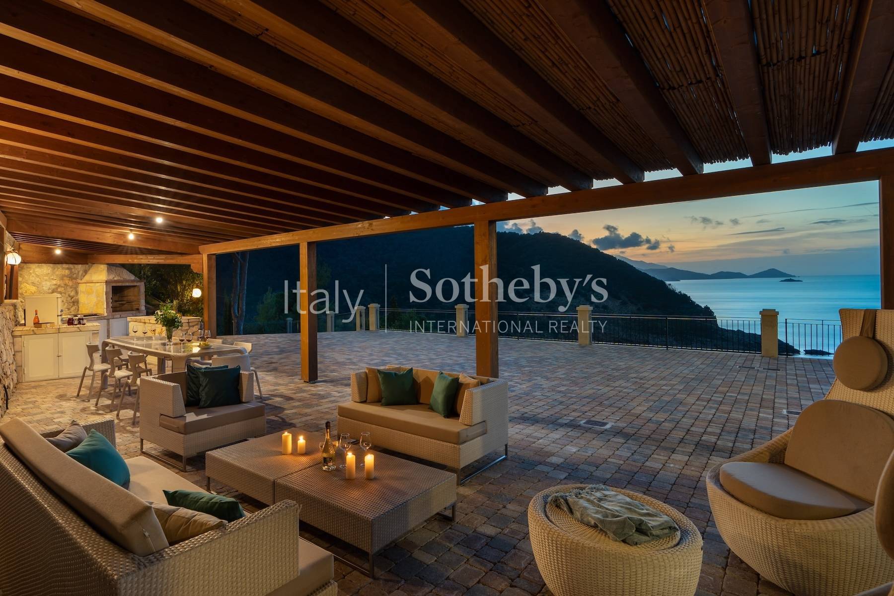  Elegant Villa with Panoramic Sea Views - 物件實景