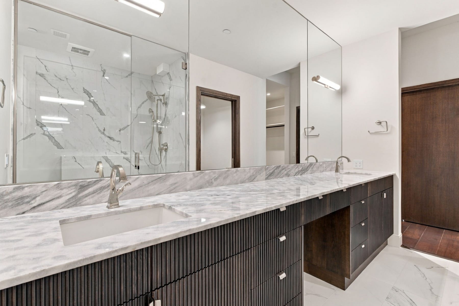  21 D AVE #5 Lake Oswego, OR 97034 - 物件實景