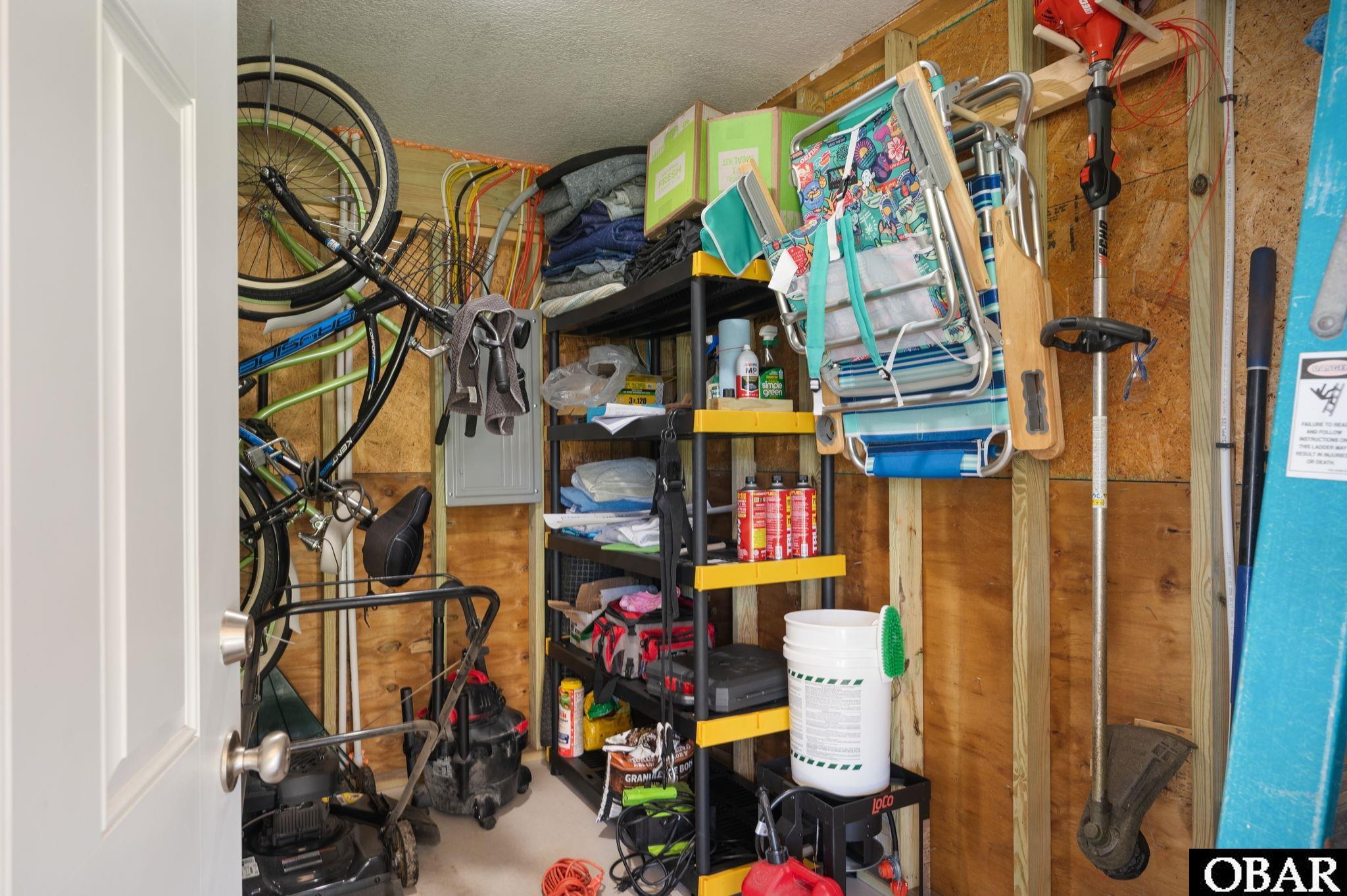 Kill Devil Hills, North Carolina, 27948, United States, 3 Bedrooms Bedrooms, ,3 BathroomsBathrooms,Residential,For Sale,1990955