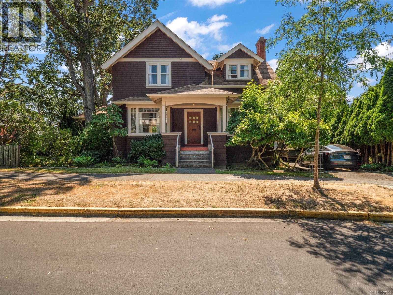 VICTORIA, British Columbia, V8S 2A6, CA, 4 Bedrooms Bedrooms, ,3 BathroomsBathrooms,Residential,For Sale,1947245