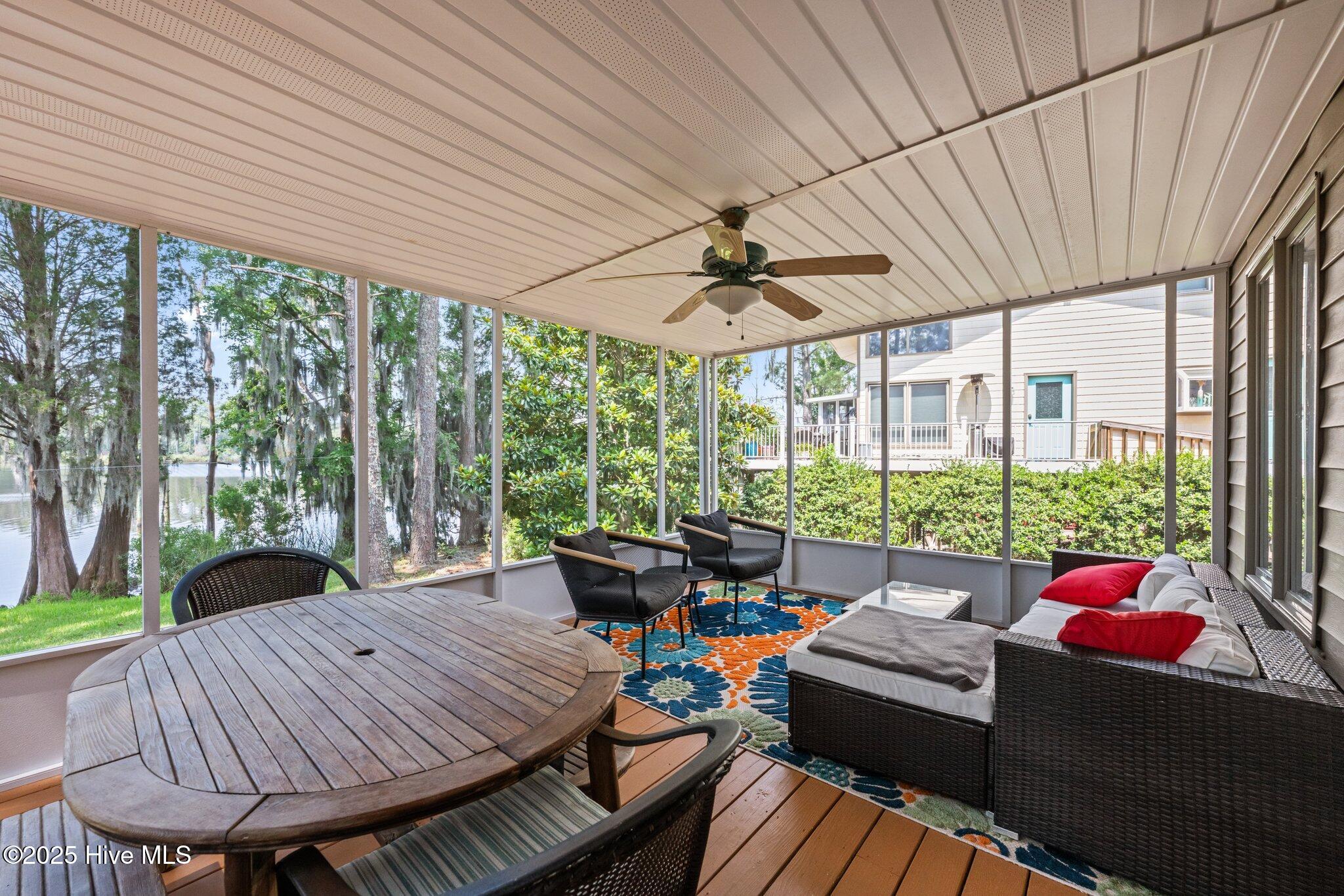 New Bern, North Carolina, 28560, United States, 3 Bedrooms Bedrooms, ,4 BathroomsBathrooms,Residential,For Sale,1874944