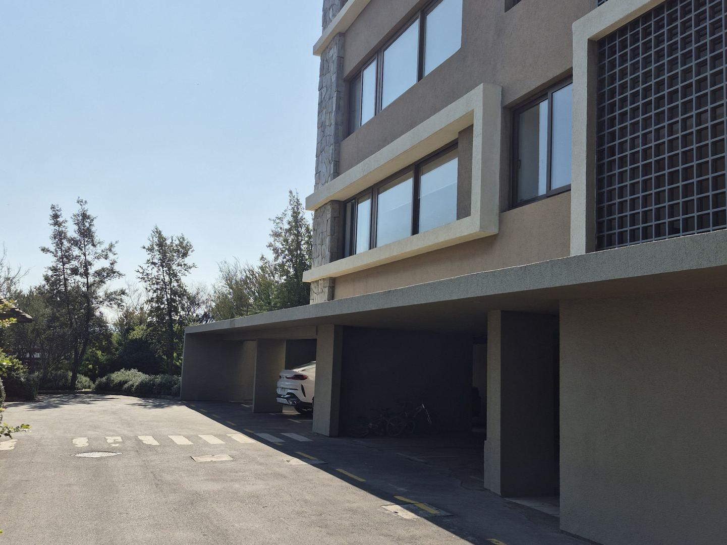 Colina, Chile, 2 Bedrooms Bedrooms, ,4 BathroomsBathrooms,Residential,For Sale,1919732