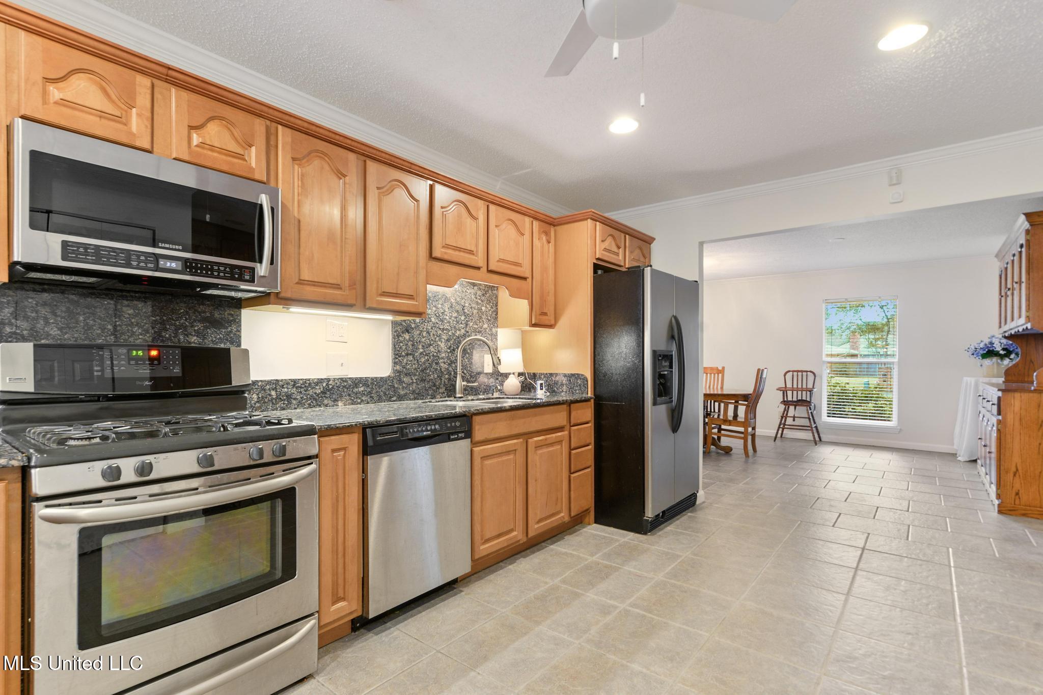 Gulfport, Mississippi, 39507, United States, 4 Bedrooms Bedrooms, ,2 BathroomsBathrooms,Residential,For Sale,2002135