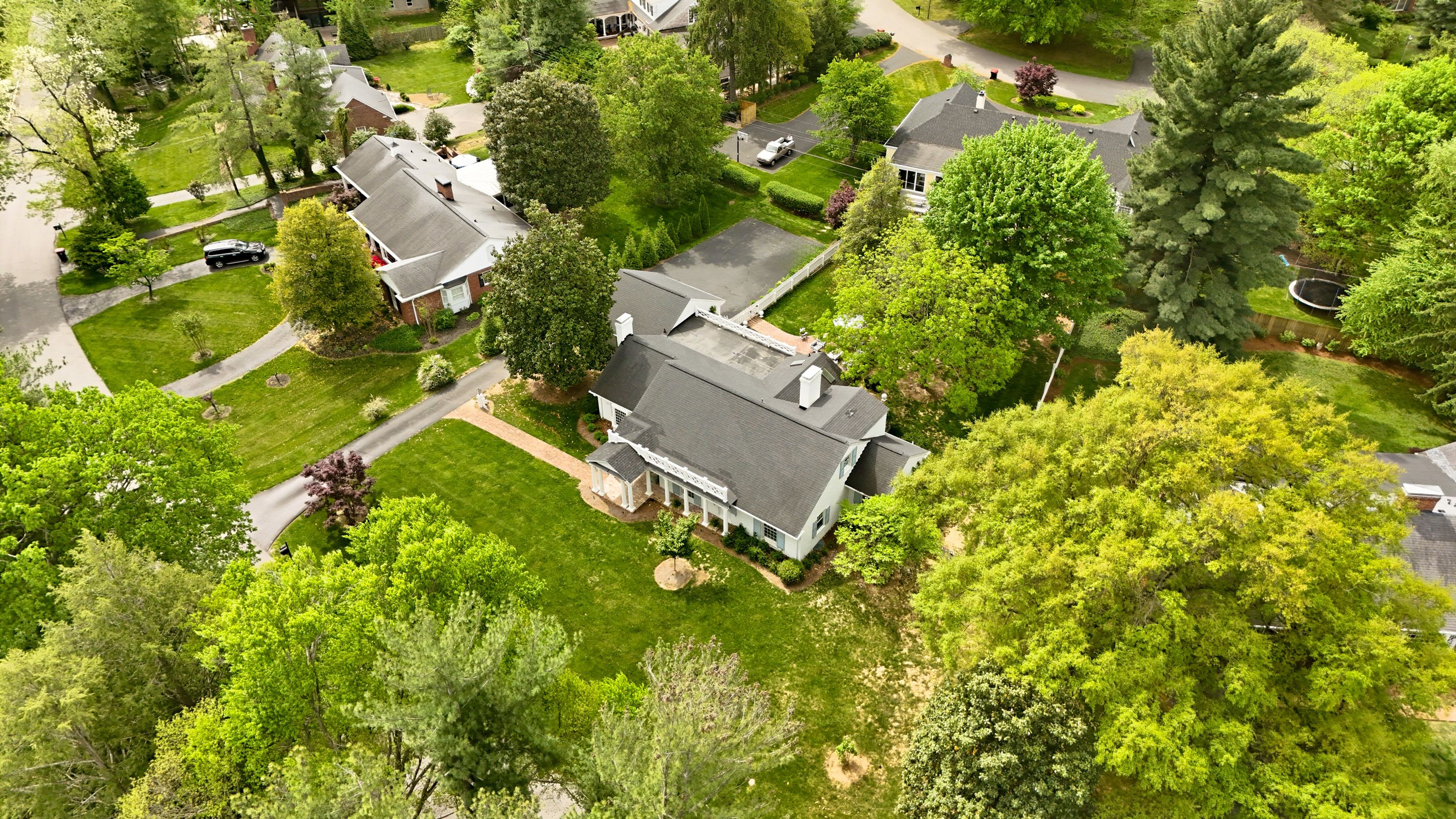  506 Jarvis Lane, Louisville, KY 40207 - 物件實景