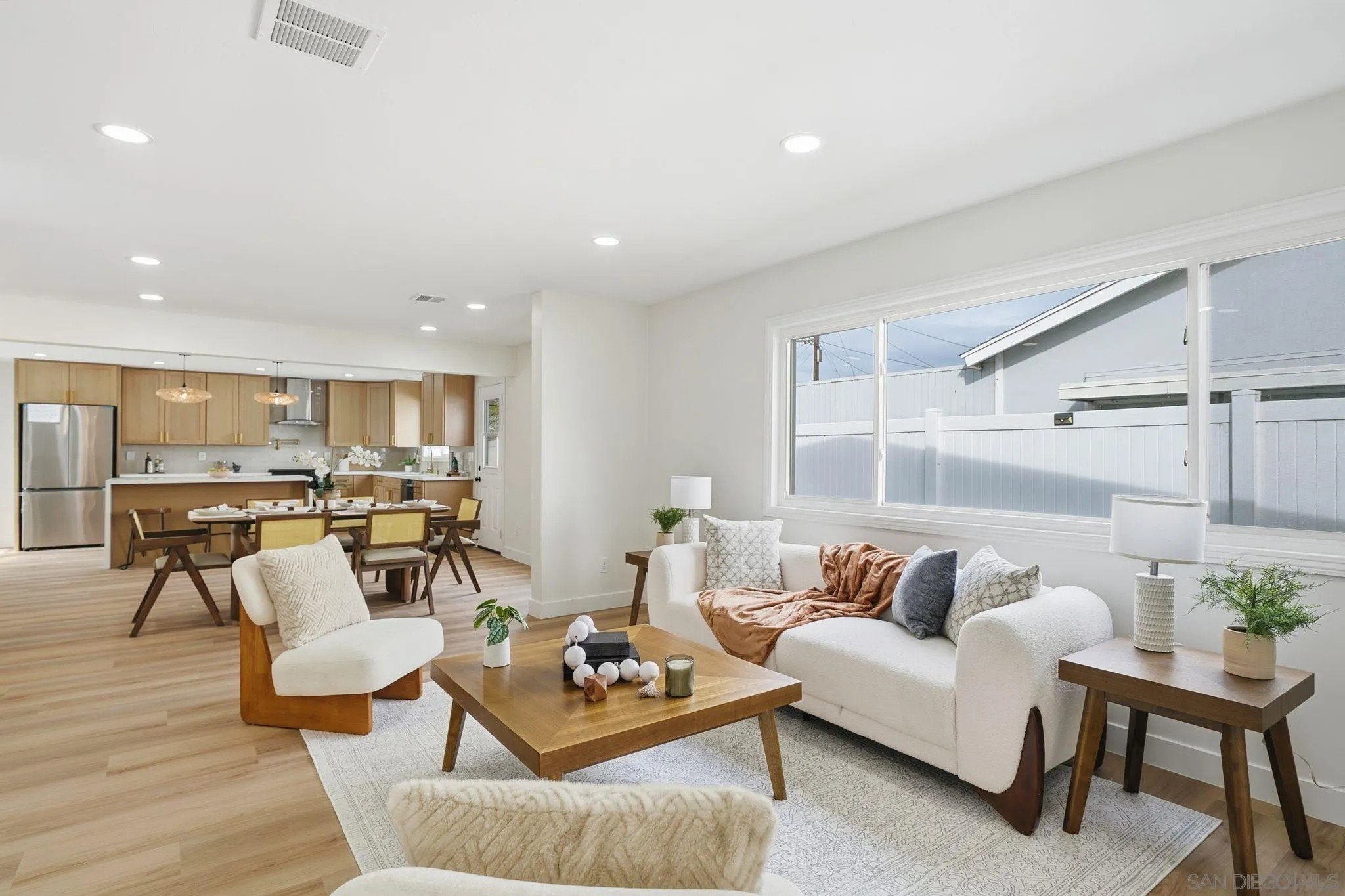 Imperial Beach, California, 91932, United States, 3 Bedrooms Bedrooms, ,2 BathroomsBathrooms,Residential,For Sale,1998958