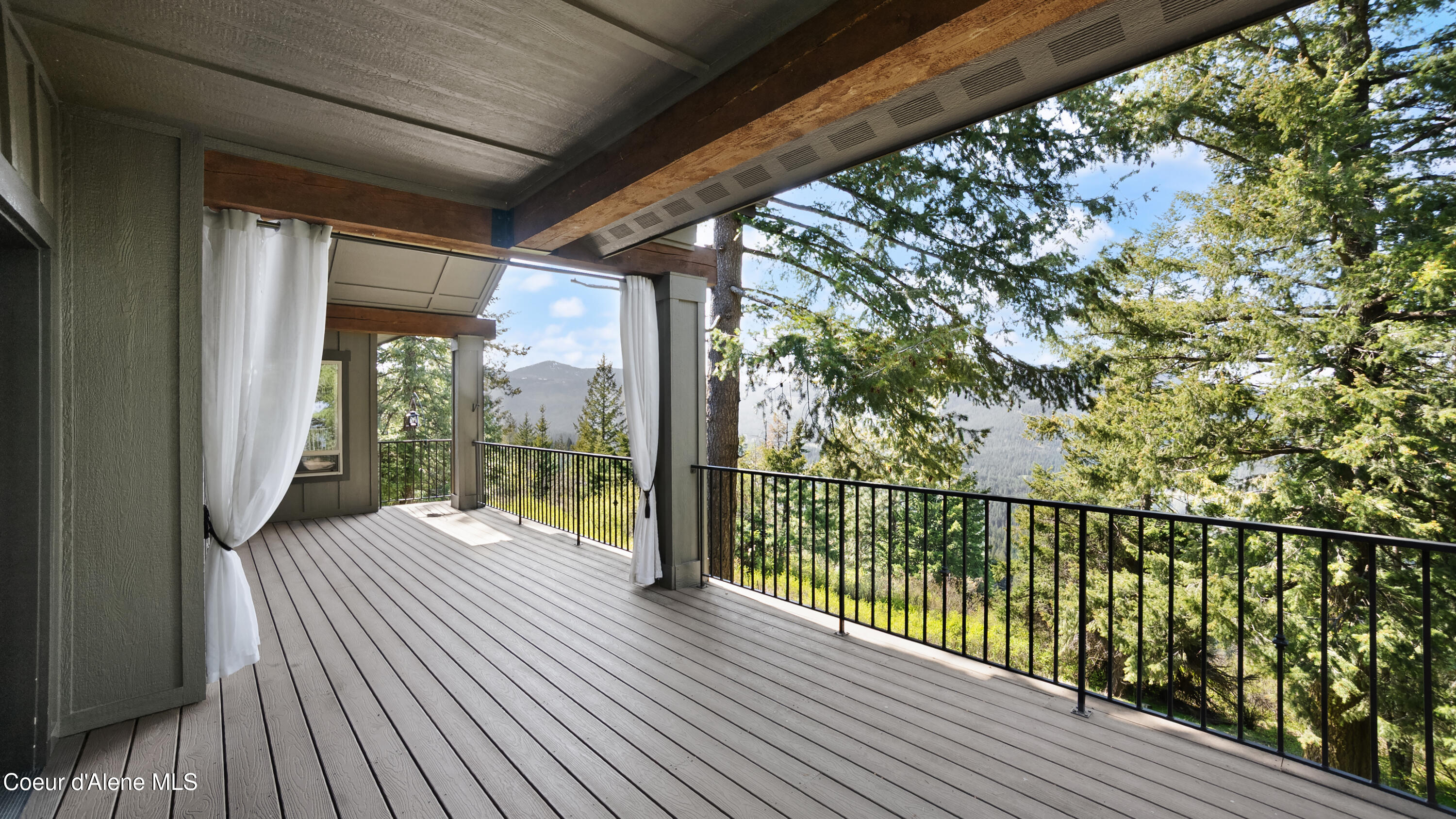 Coeur d'Alene, Idaho, 83814, United States, 3 Bedrooms Bedrooms, ,3 BathroomsBathrooms,Residential,For Sale,1980356