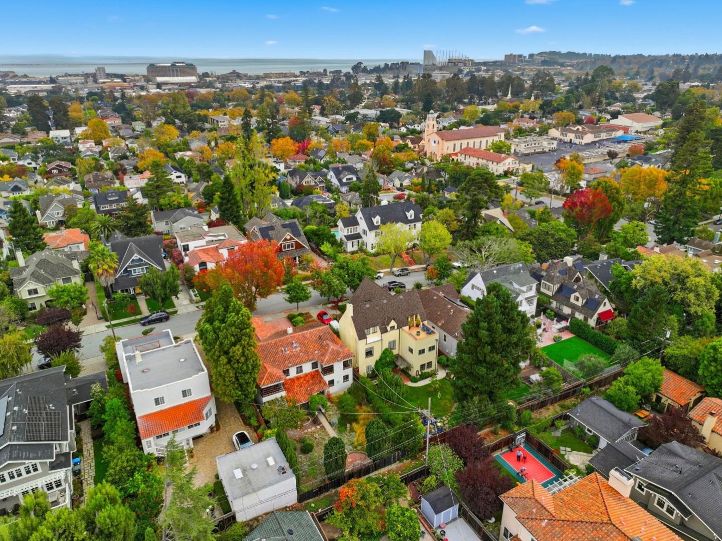 Burlingame, California, 94010, United States, 2 Bedrooms Bedrooms, ,2 BathroomsBathrooms,Residential,For Sale,1987615