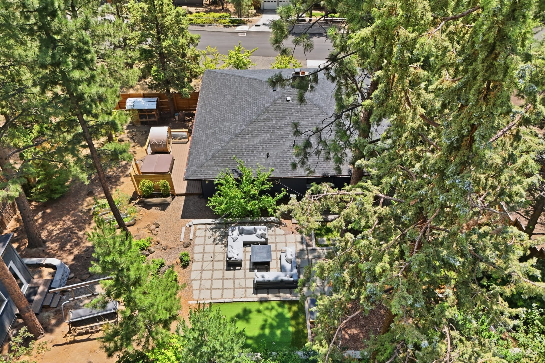  1340 NW Trenton Avenue Bend, OR 97703 - 物件實景