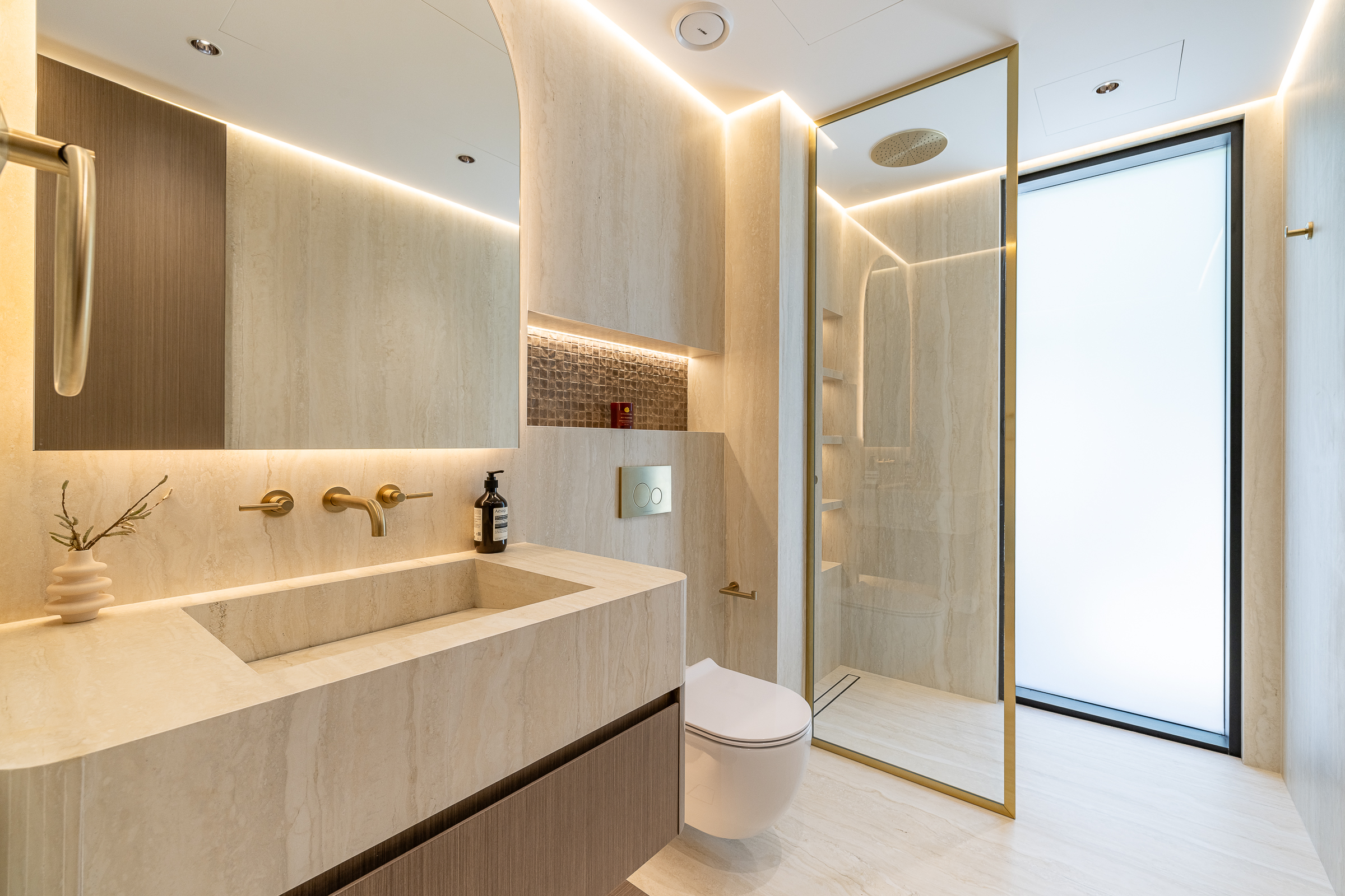  Fully-Upgraded Sophisticated Villa in JGE - 物件實景