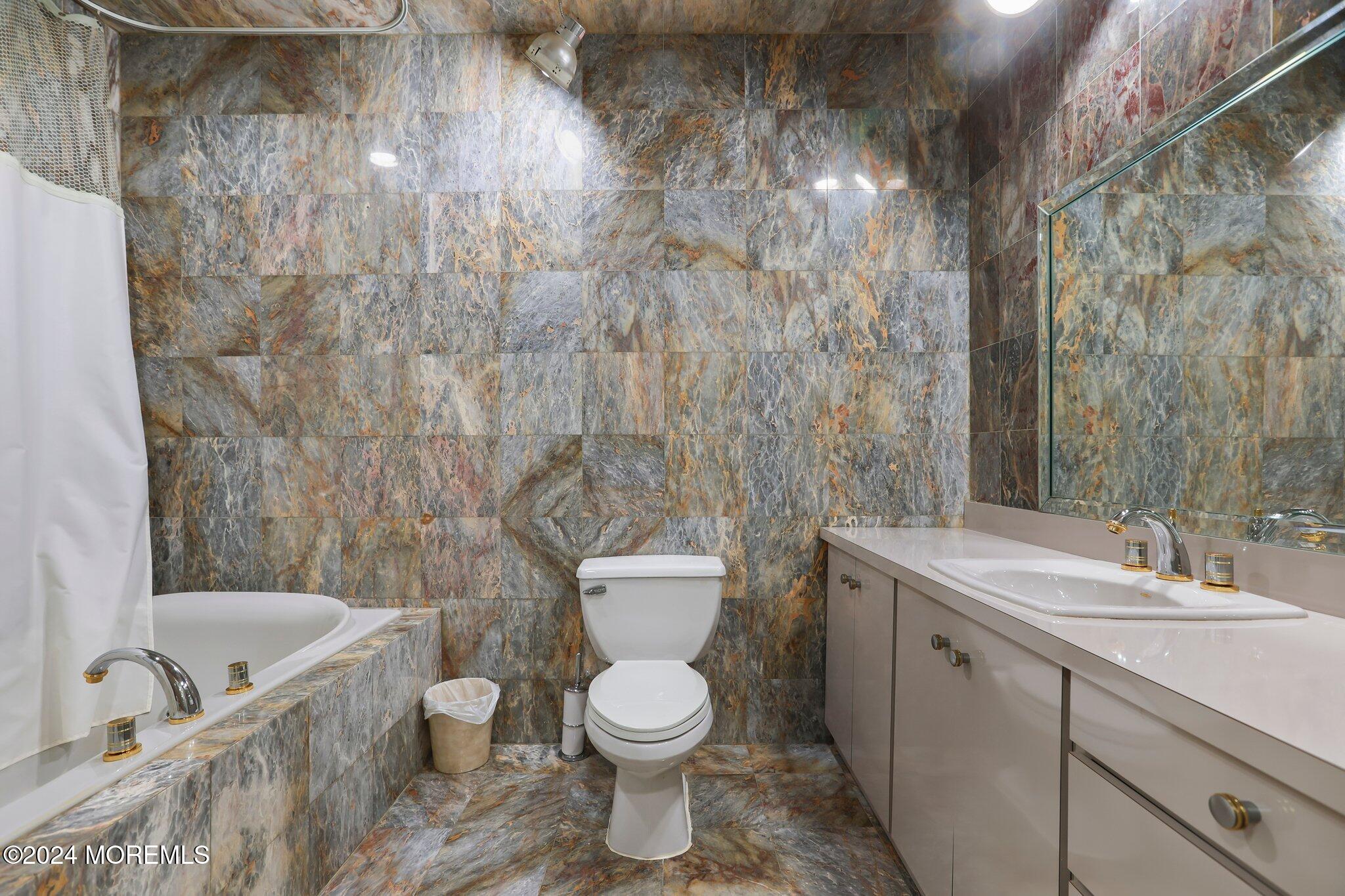 Morganville, New Jersey, 07751, United States, 6 Bedrooms Bedrooms, ,8 BathroomsBathrooms,Residential,For Sale,1982169