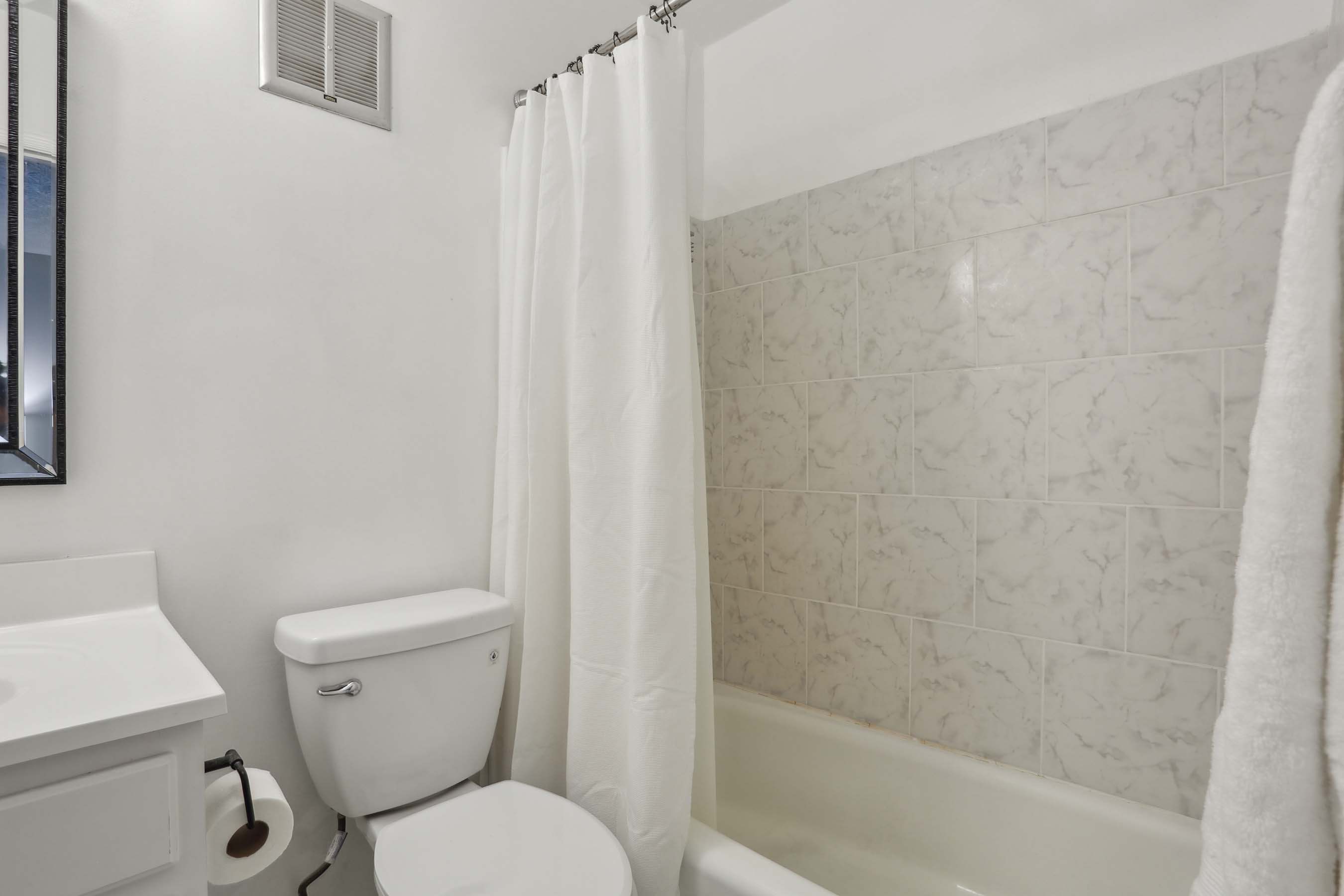 Beautifully Updated Sandy Springs Condo - 物件實景