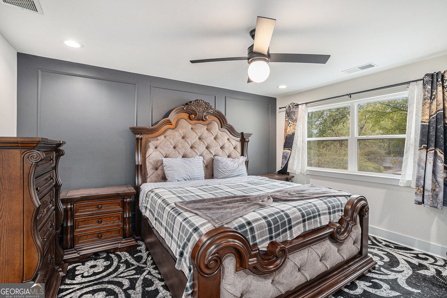 Marietta, Georgia, 30060, United States, 4 Bedrooms Bedrooms, ,4 BathroomsBathrooms,Residential,For Sale,1973518