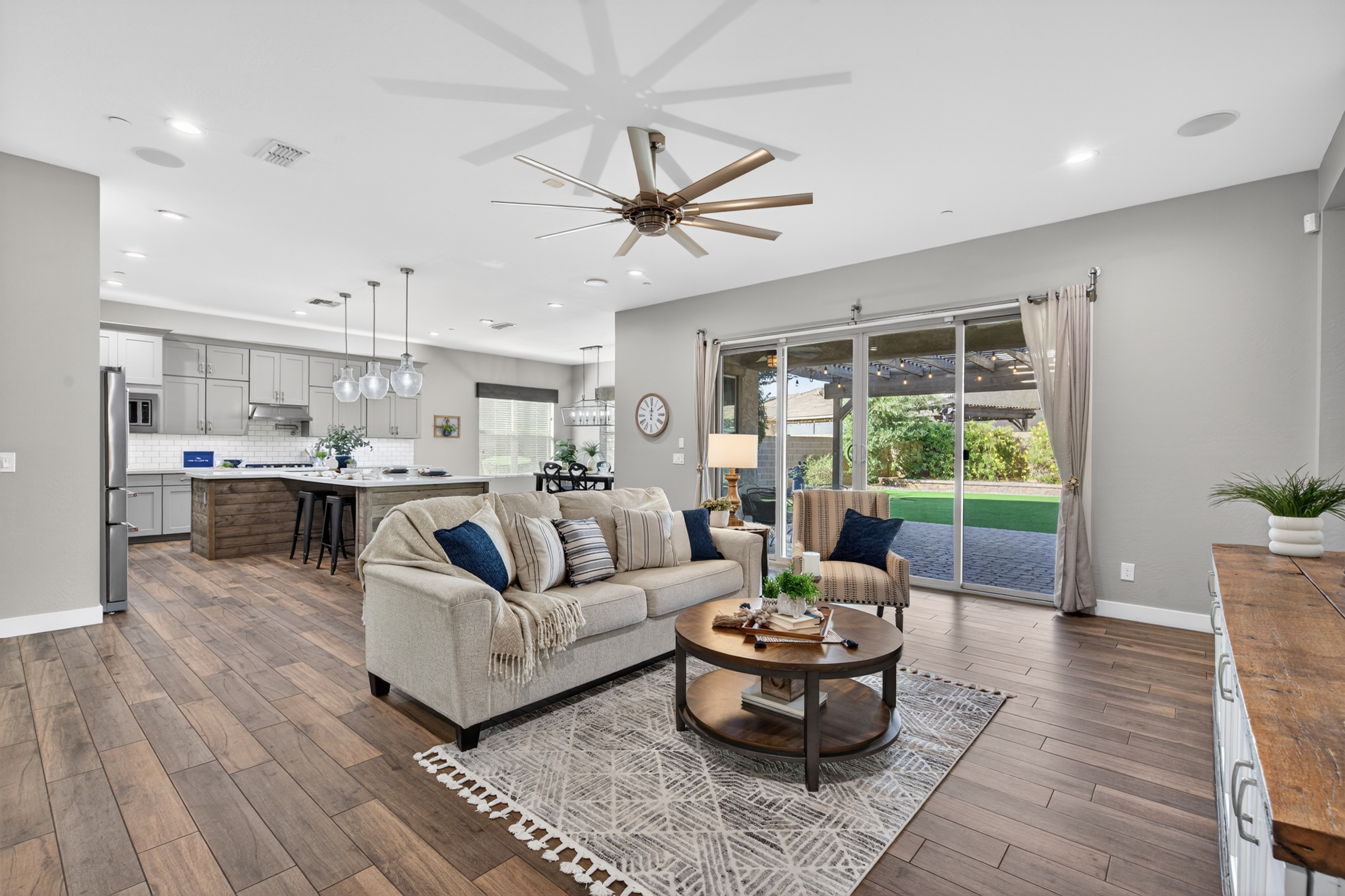  25519 N 102nd Drive  Peoria, AZ - 物件實景