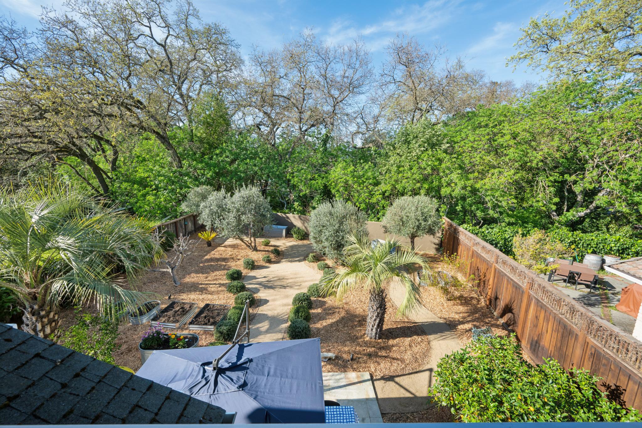  19071 Hickory Street - 物件實景