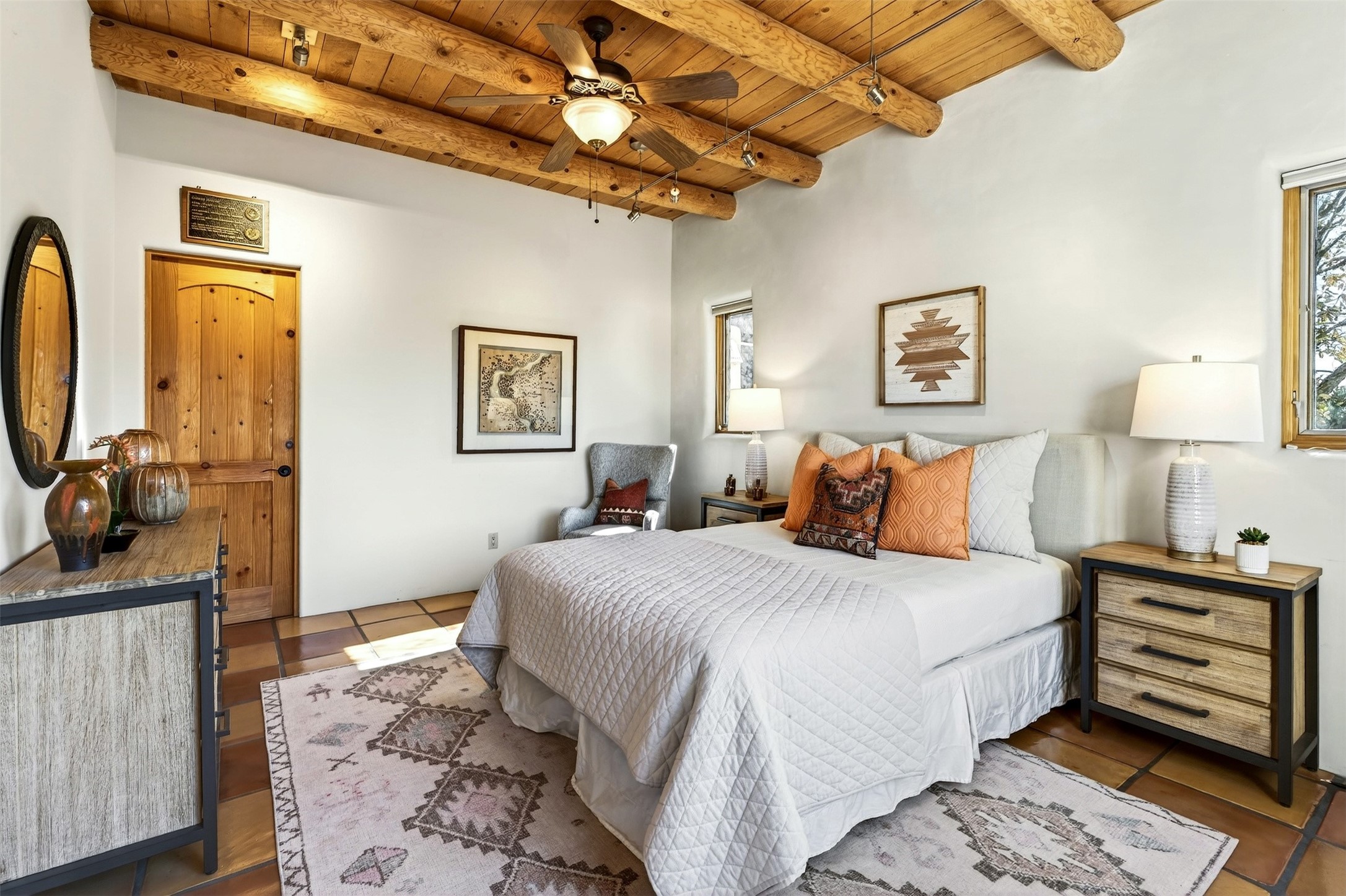  8 Ridgetop Circle - 物件實景