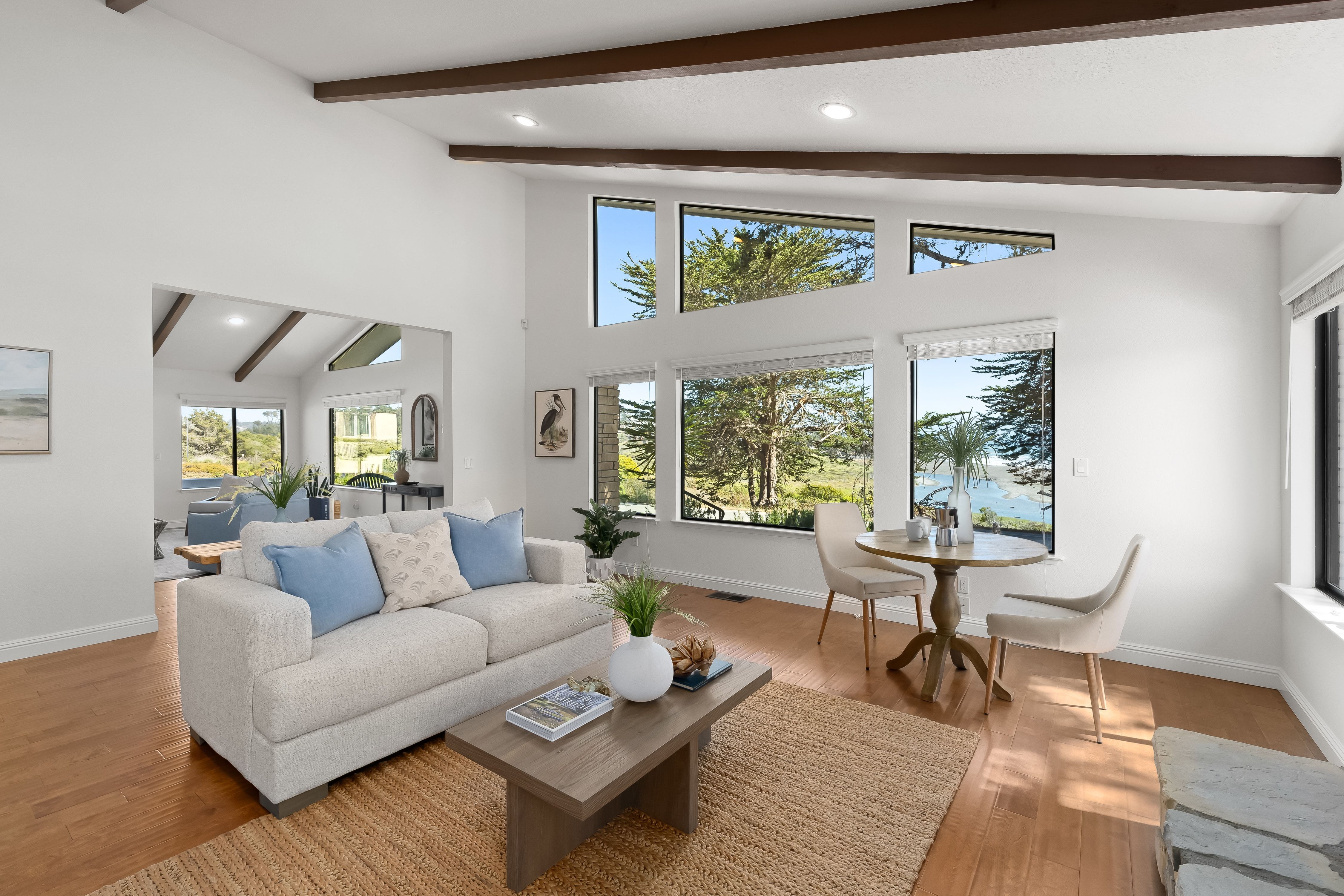  Rare Single-Level Oceanfront Retreat on World-Famous Moonstone Beach - 物件實景