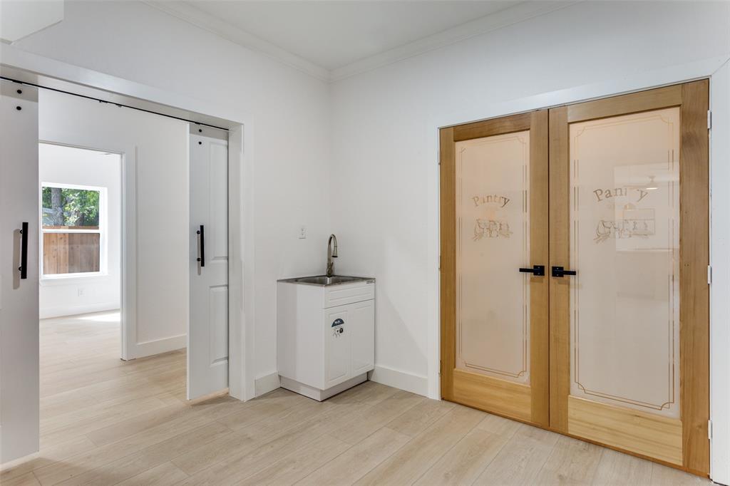 Fort Worth, Texas, 76109, United States, 4 Bedrooms Bedrooms, ,3 BathroomsBathrooms,Residential,For Sale,1974156