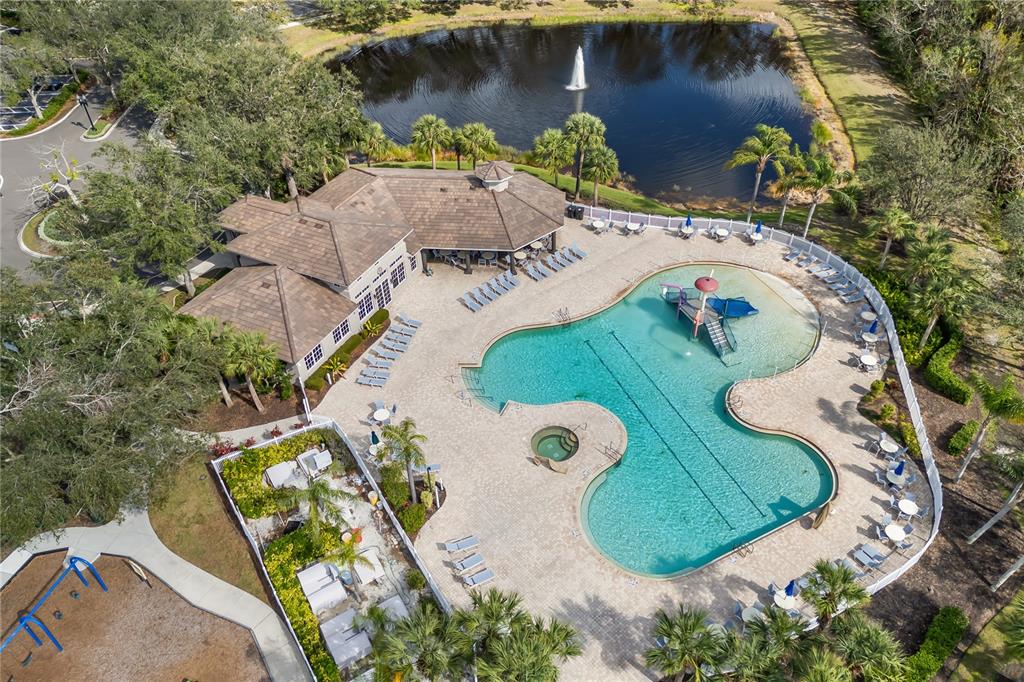 Bradenton, Florida, 34212, United States, 4 Bedrooms Bedrooms, ,5 BathroomsBathrooms,Residential,For Sale,1856587