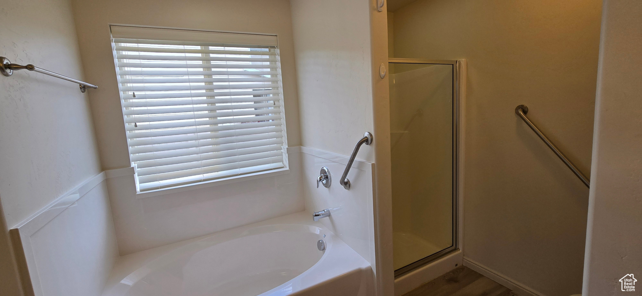 Saratoga Springs, Utah, 84045, United States, 3 Bedrooms Bedrooms, ,2 BathroomsBathrooms,Residential,For Sale,1942303