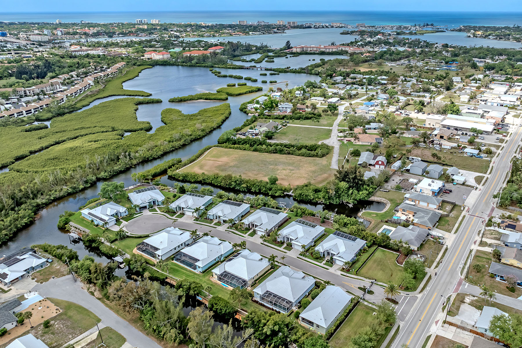  COTTAGES OF CURRY CREEK - 物件實景