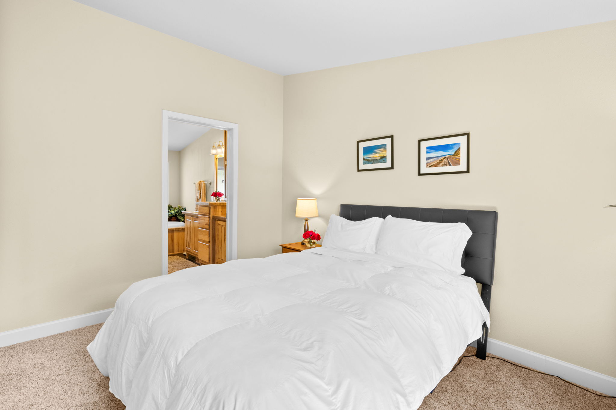 Cloverdale, Oregon, 97135, United States, 2 Bedrooms Bedrooms, ,2 BathroomsBathrooms,Residential,For Sale,1983657