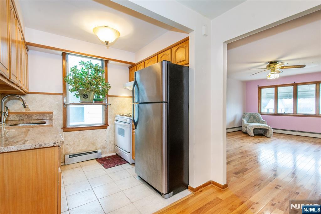 Clifton, New Jersey, 07014, United States, 5 Bedrooms Bedrooms, ,3 BathroomsBathrooms,Residential,For Sale,2000978