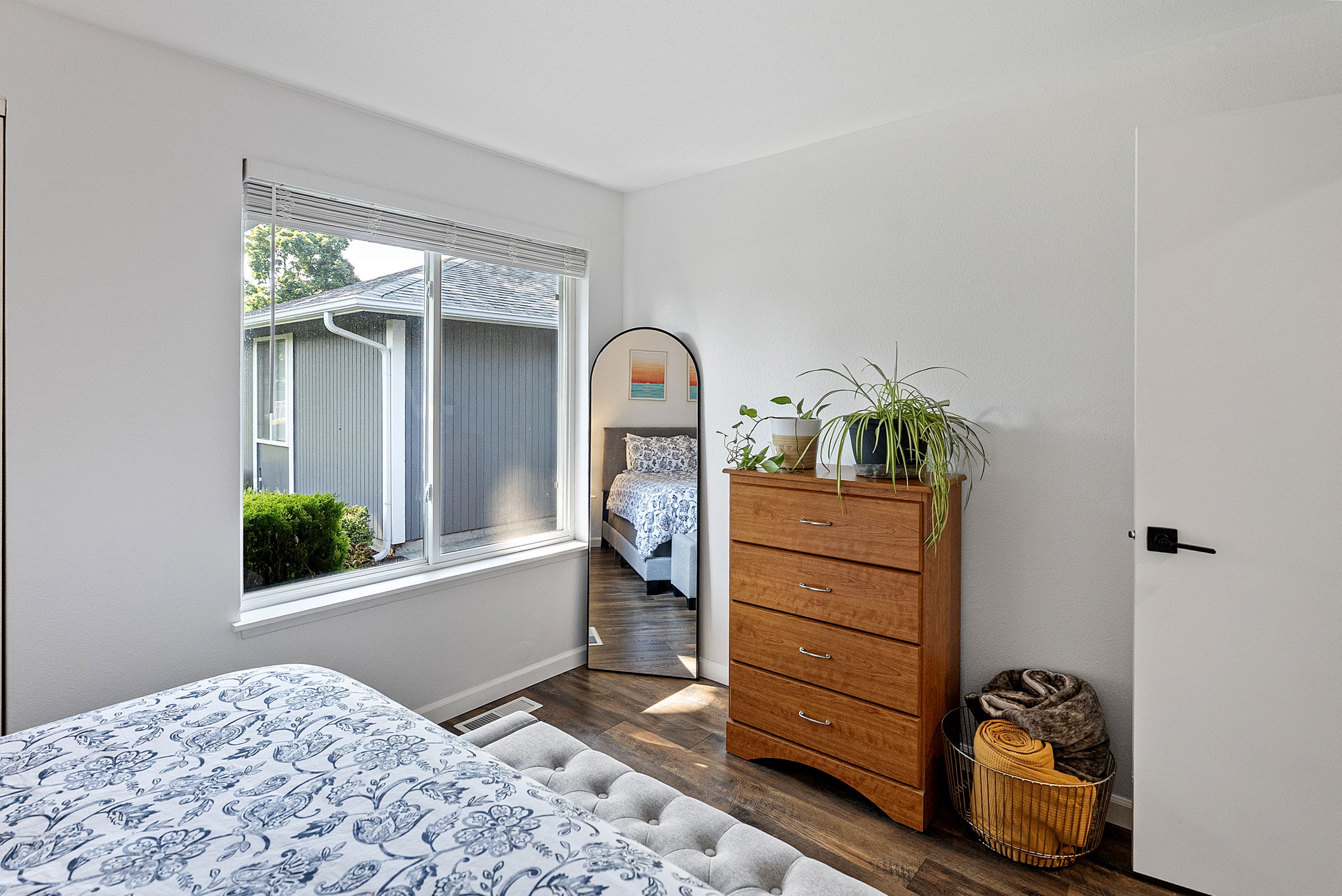  8905 Onyx Dr, Lakewood Wa - 物件實景