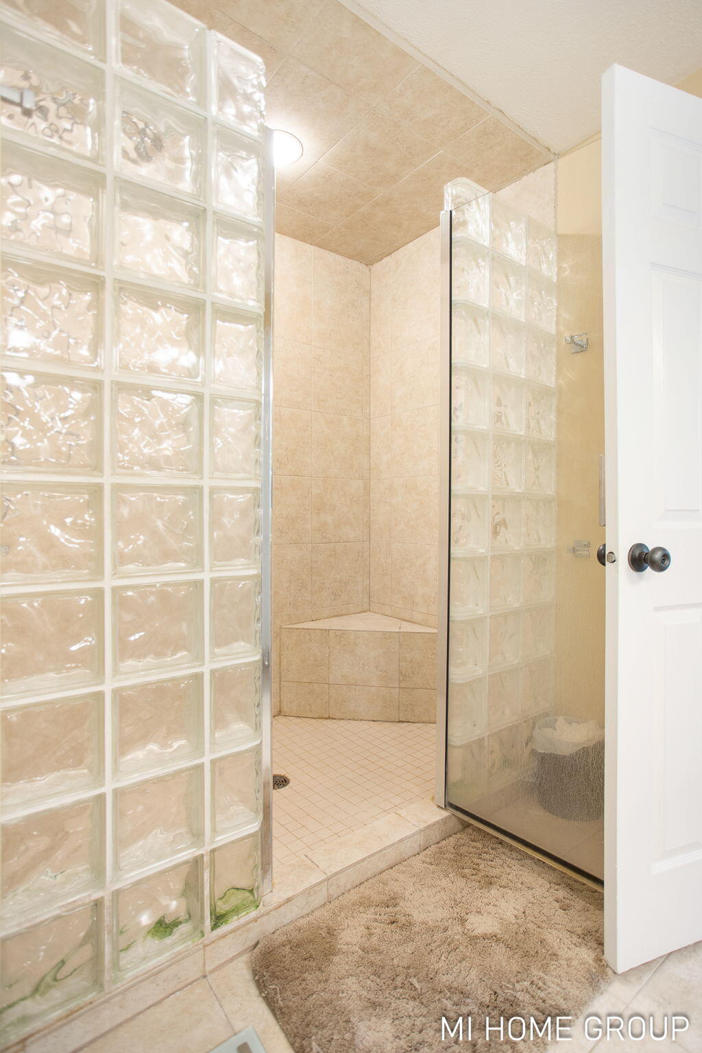 Holland, Michigan, 49424, United States, 4 Bedrooms Bedrooms, ,3 BathroomsBathrooms,Residential,For Sale,1849083