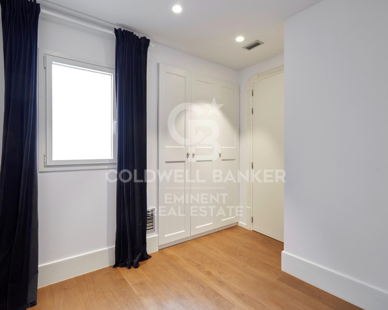 Barcelona, Catalonia, ES, 2 Bedrooms Bedrooms, ,3 BathroomsBathrooms,Residential,For Sale,1804977