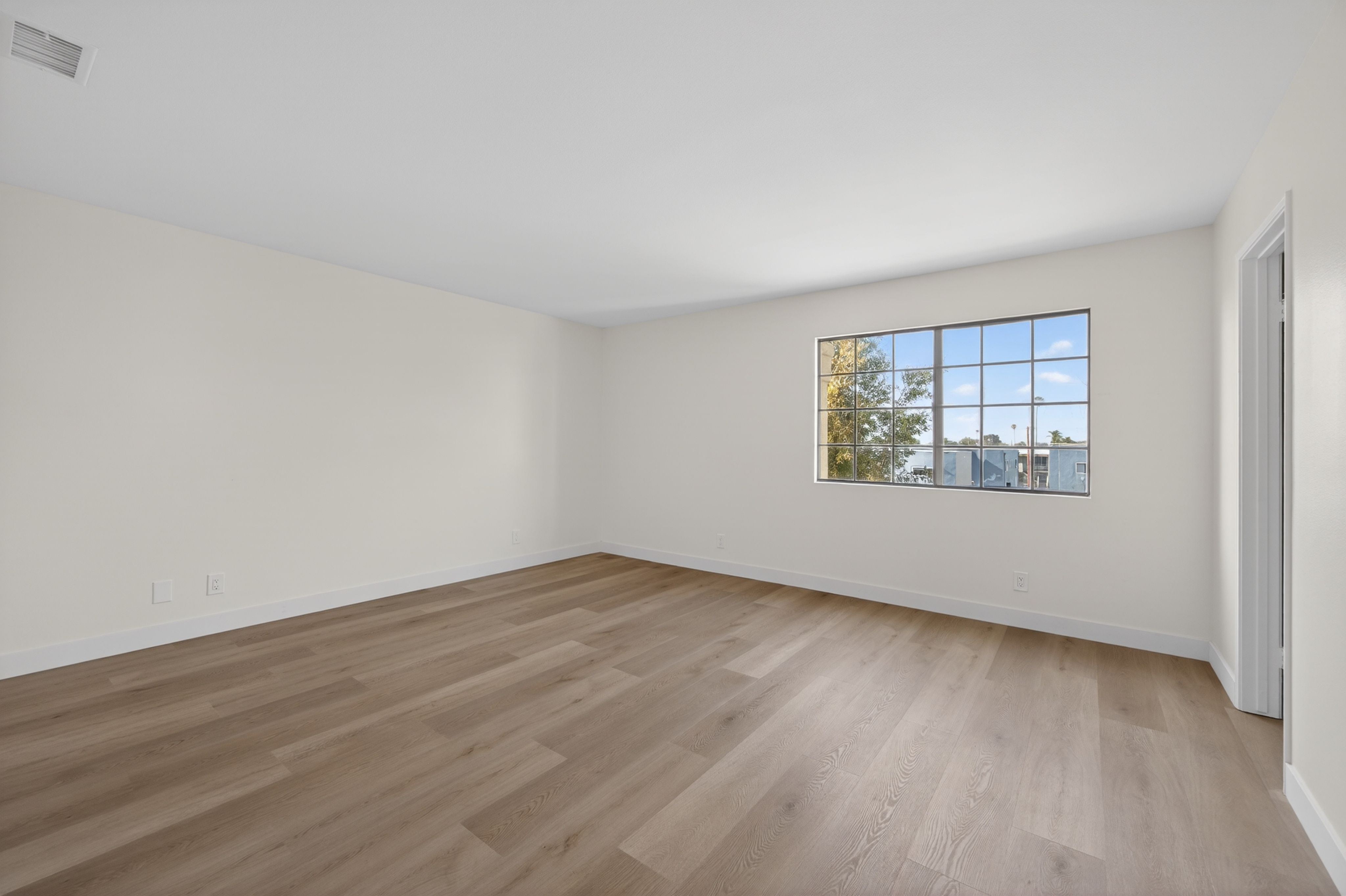  165 Courtyard Drive, Port Hueneme, CA 93041 - 物件實景