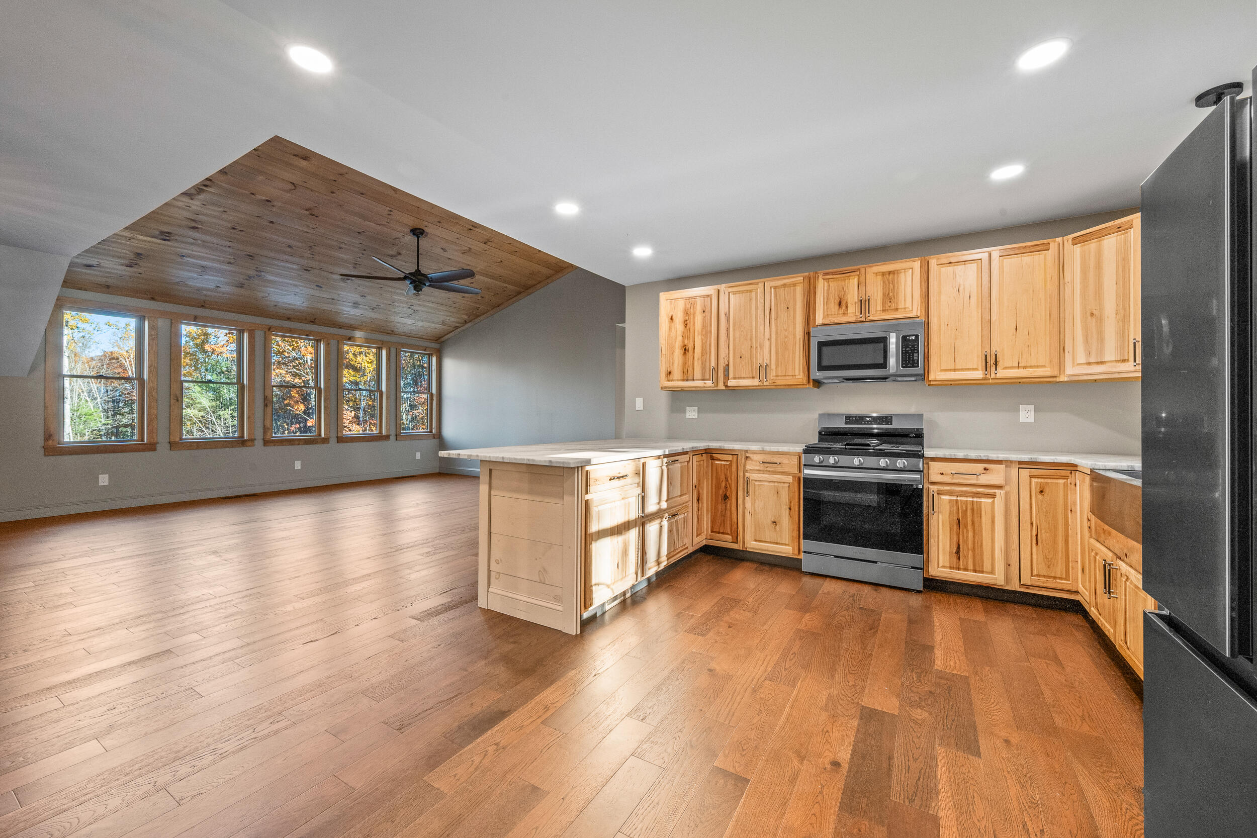 Fryeburg, Maine, 04037, United States, 2 Bedrooms Bedrooms, ,2 BathroomsBathrooms,Residential,For Sale,1988227