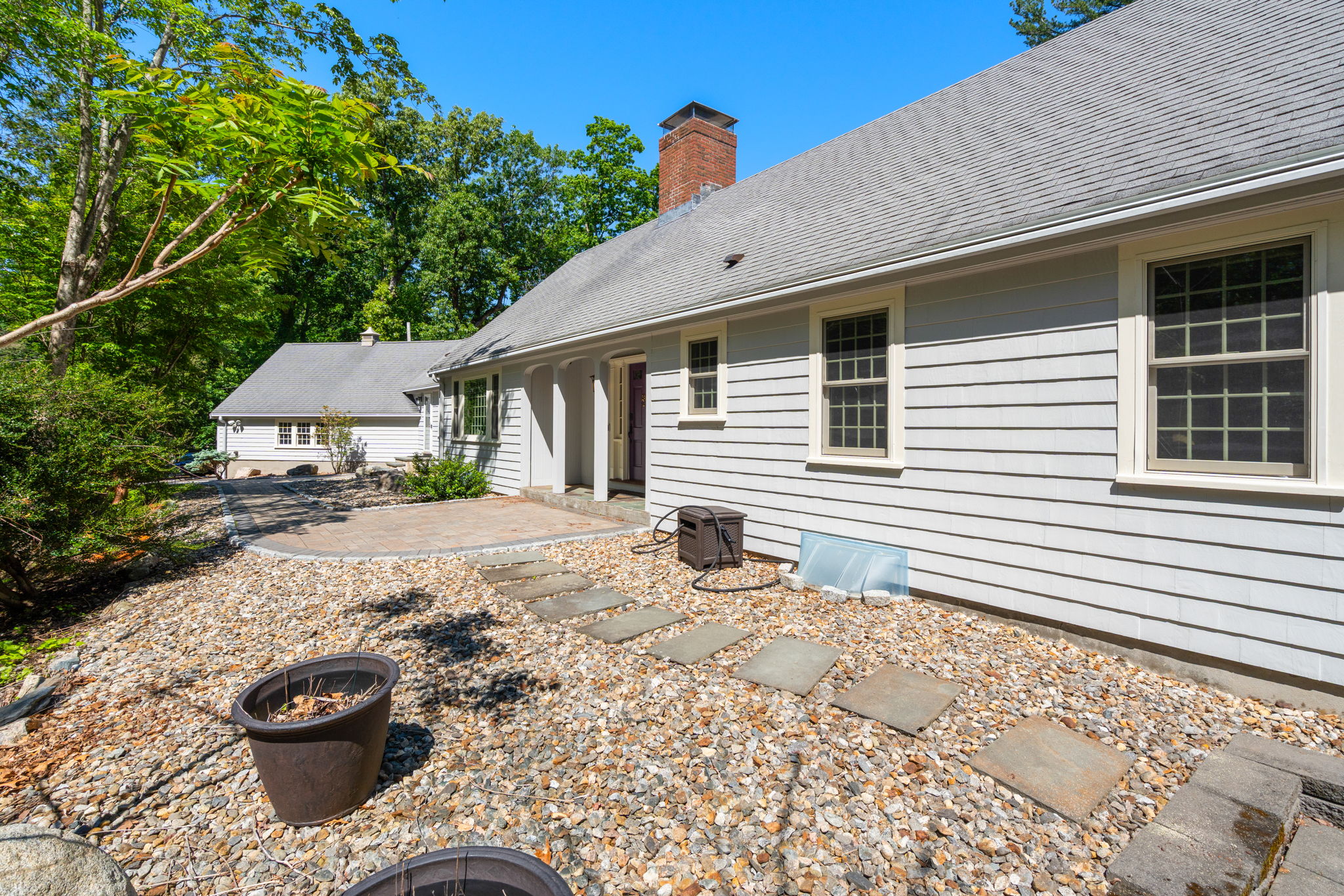 118 Newton Street, Weston, MA, 02493 - 物件實景