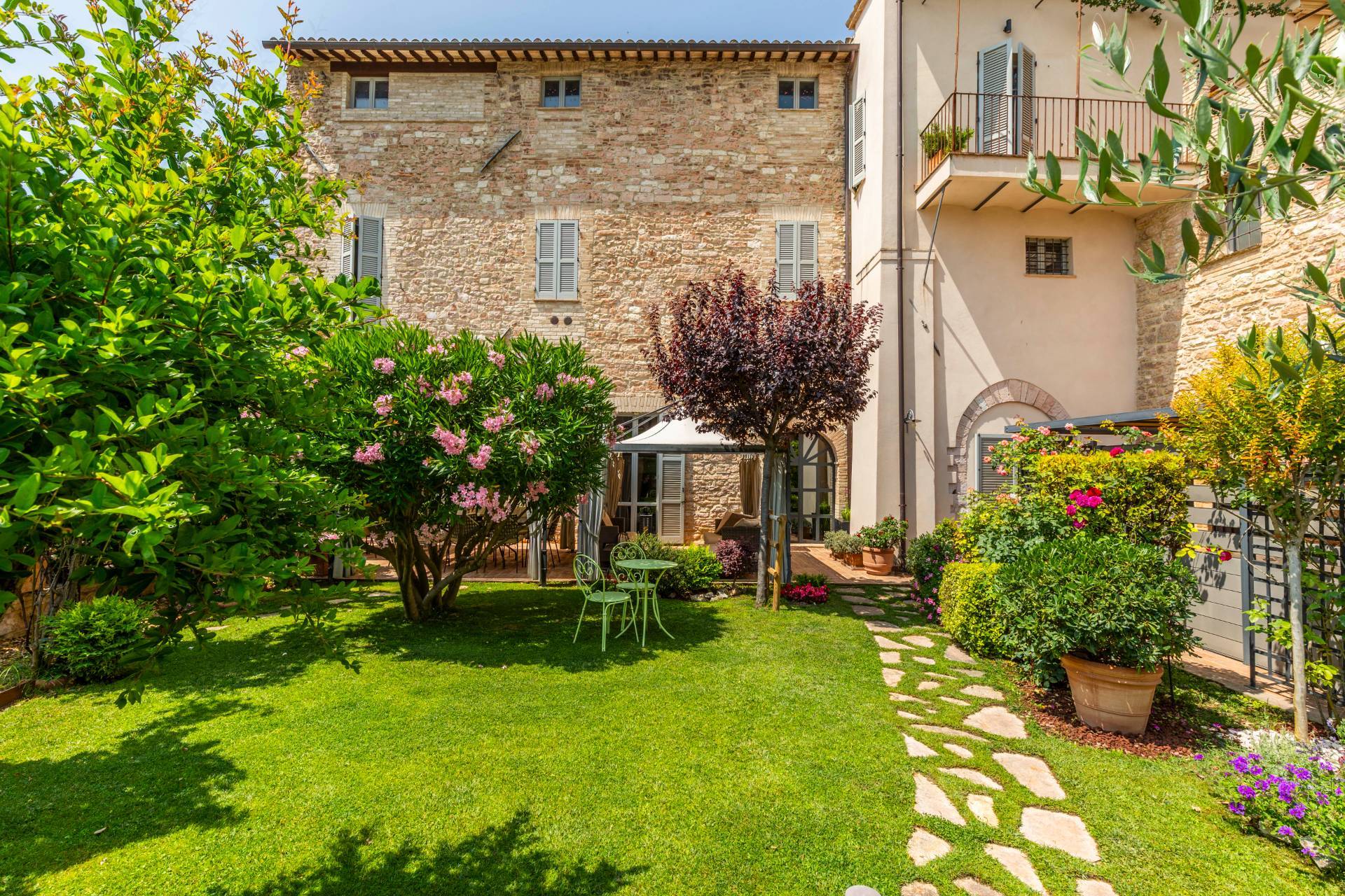 Spello, Perugia, 06038, IT, 3 Bedrooms Bedrooms, ,3 BathroomsBathrooms,Residential,For Sale,1876089
