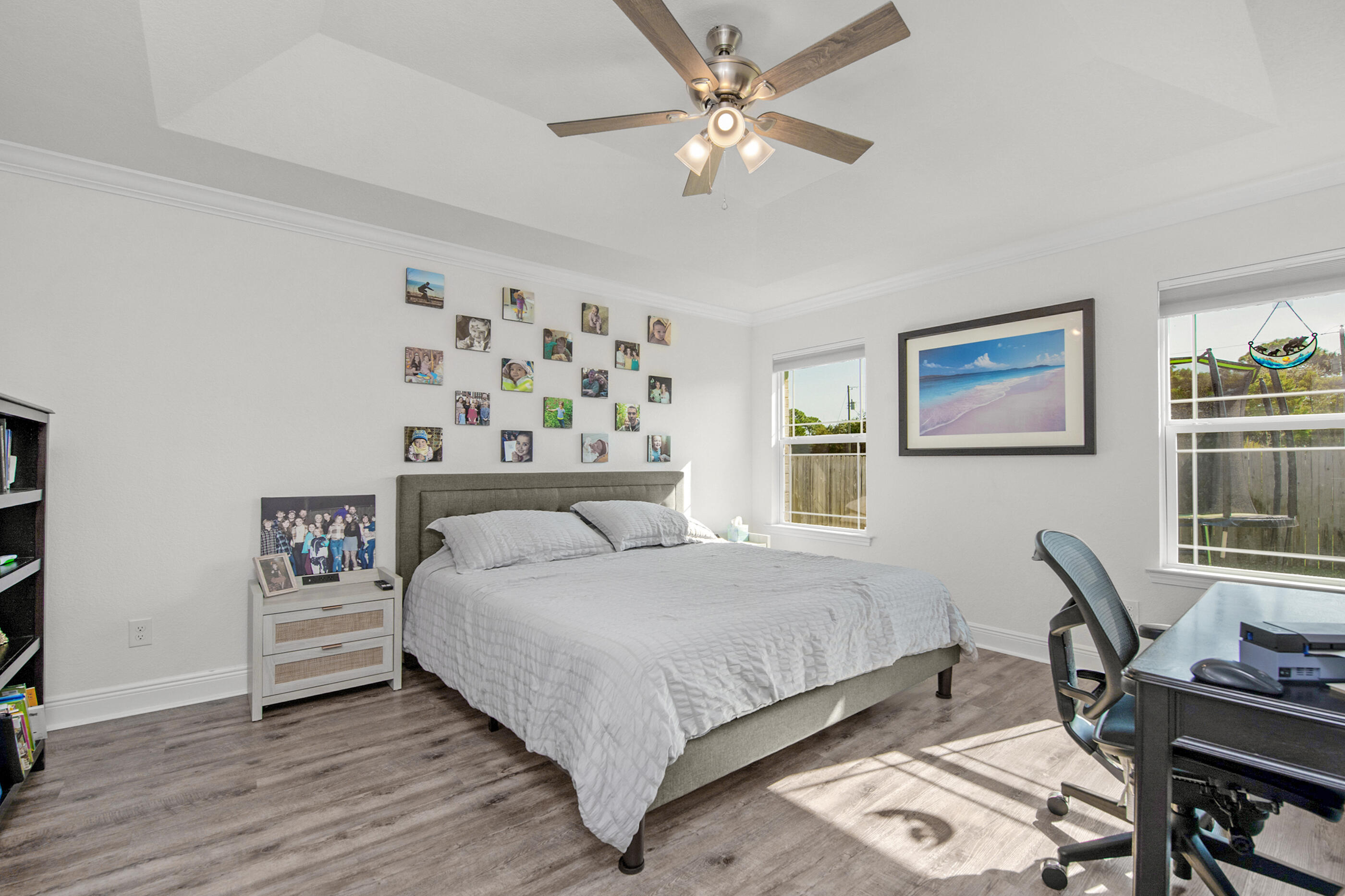 Gulf Breeze, Florida, 32563, United States, 5 Bedrooms Bedrooms, ,3 BathroomsBathrooms,Residential,For Sale,1950395