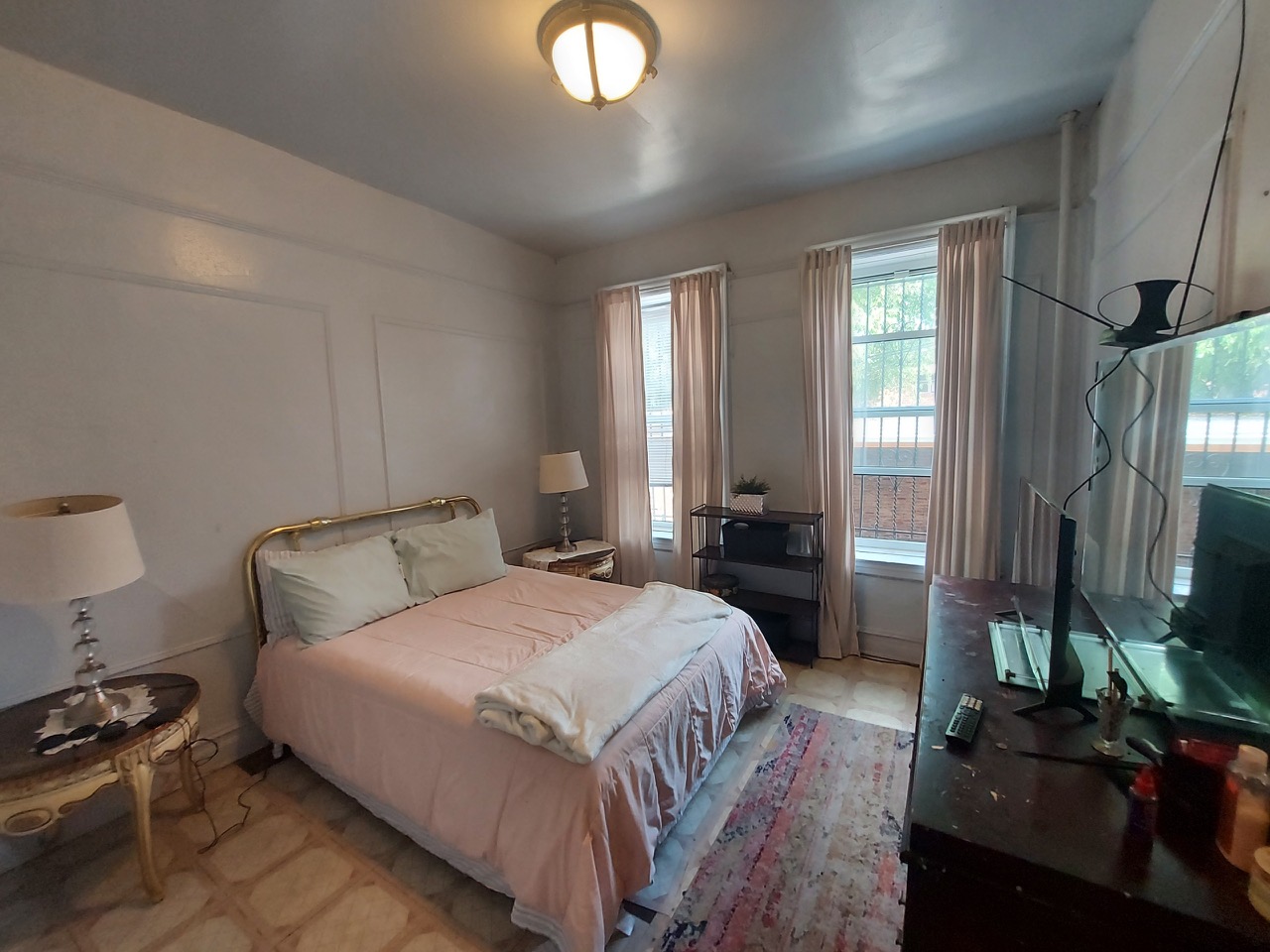 Brooklyn, New York, 11212, United States, 6 Bedrooms Bedrooms, ,2 BathroomsBathrooms,Residential,For Sale,1899398