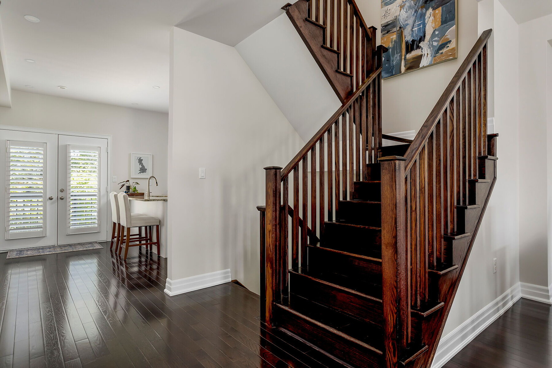  Iconic Lakeview Townhome - 物件實景