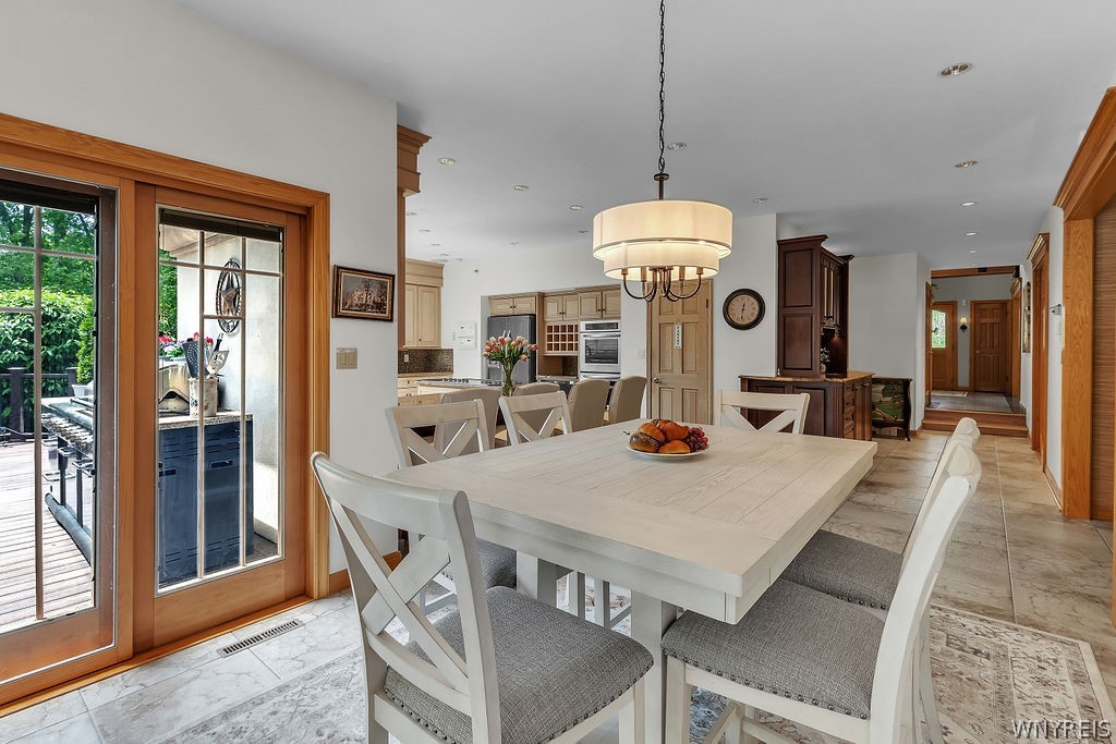 Grand Island, New York, 14072, United States, 4 Bedrooms Bedrooms, ,4 BathroomsBathrooms,Residential,For Sale,2048068