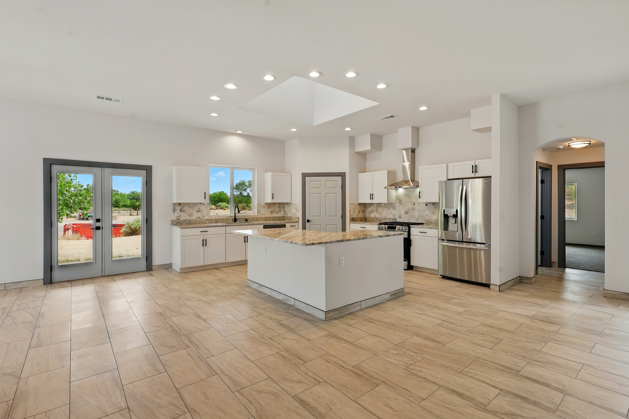 Los Lunas, New Mexico, 87031, United States, 4 Bedrooms Bedrooms, ,2 BathroomsBathrooms,Residential,For Sale,1943131